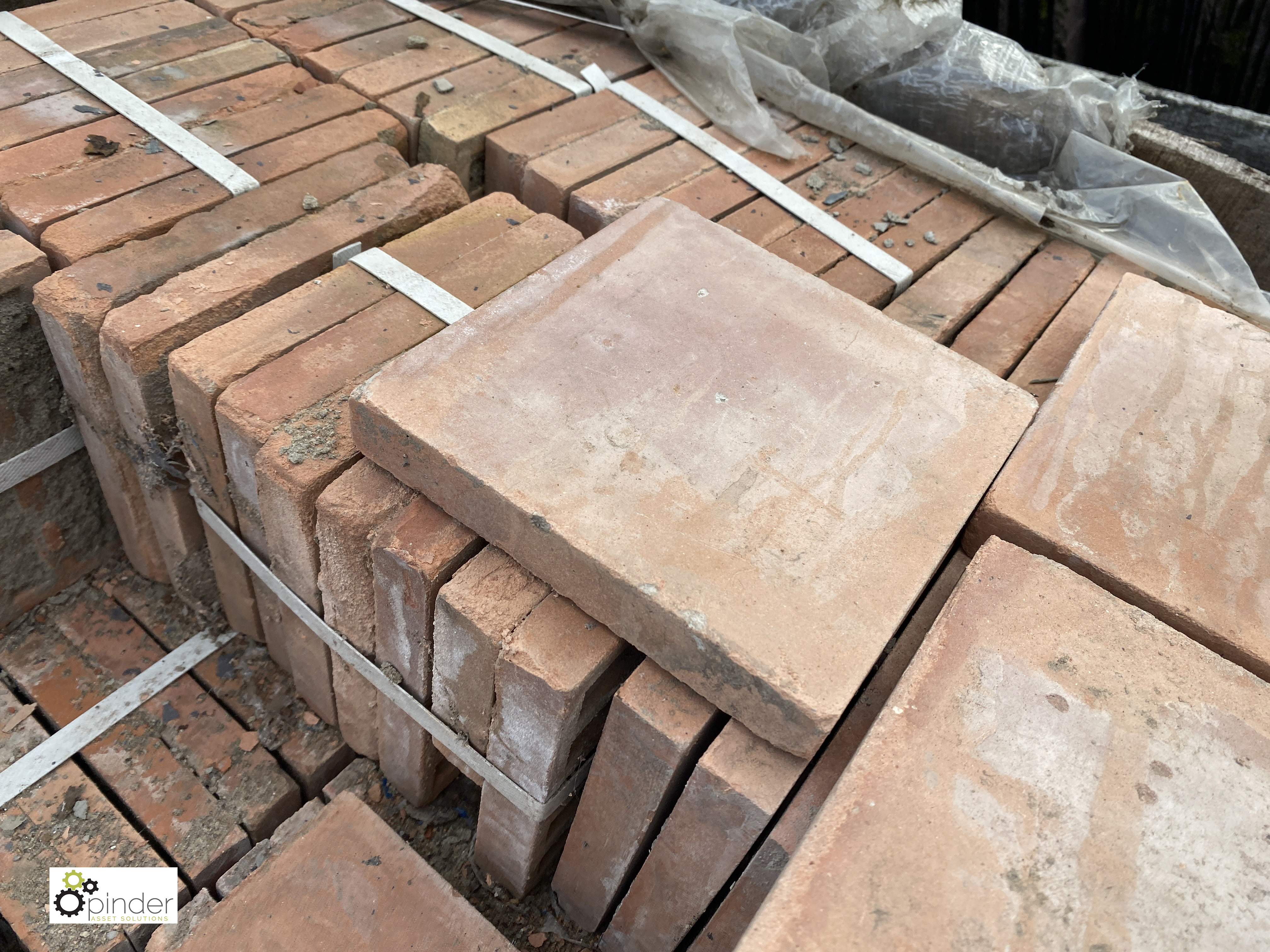 A large quantity reclaimed buff Quarry Tiles, 6in x 6in, to pallet - Image 3 of 5