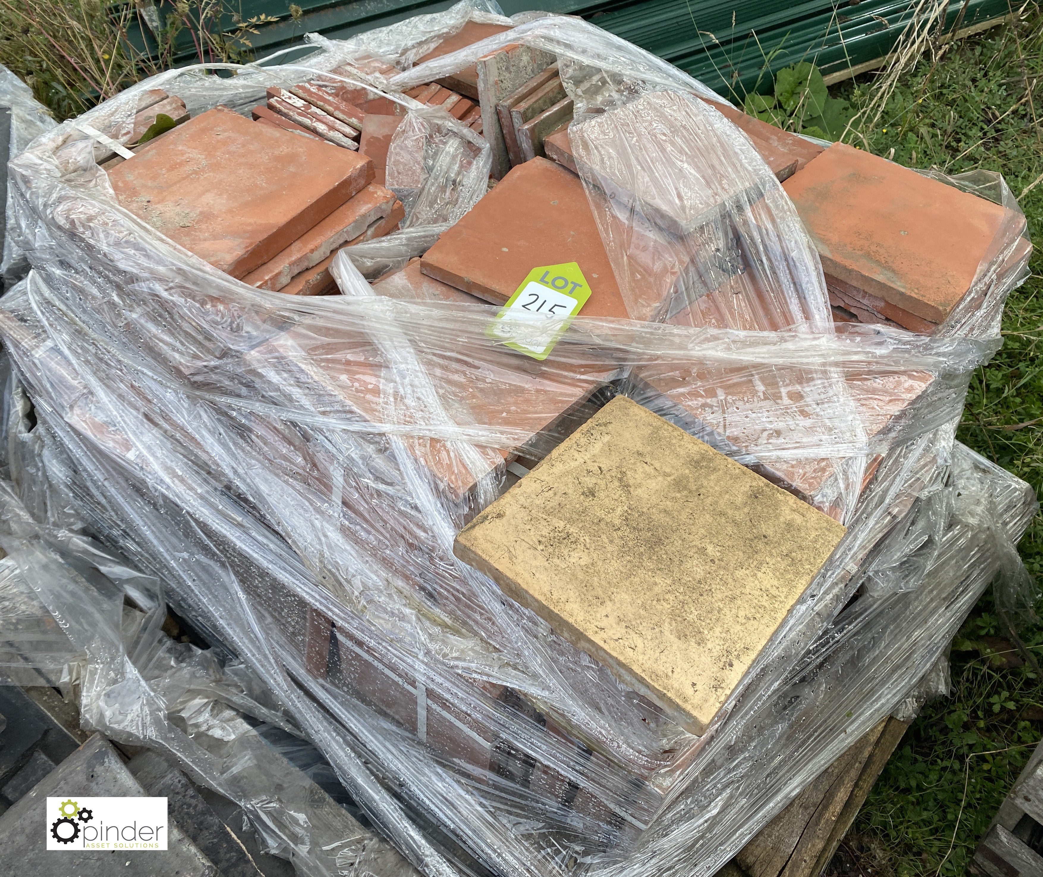 A quantity various reclaimed Quarry Tiles, to pallet - Image 4 of 5