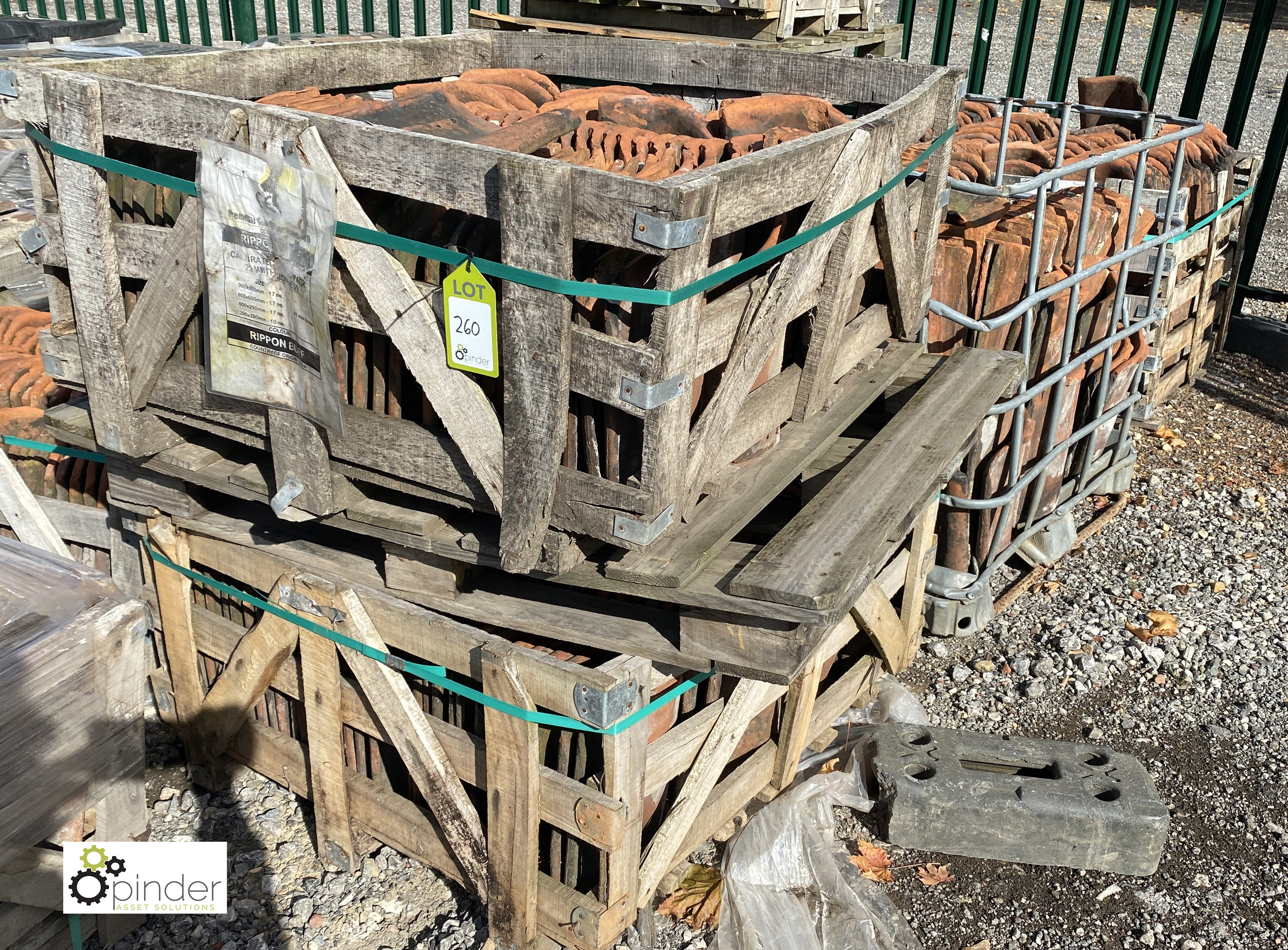 A large quantity reclaimed old English Pantiles, to 4 crates - Image 2 of 12