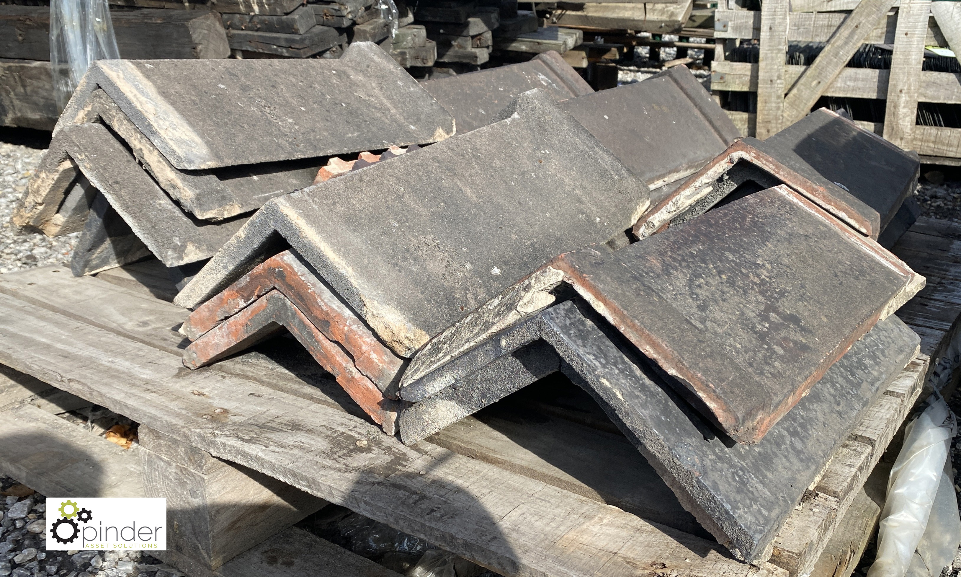 A quantity reclaimed Roof Ridges, to pallet - Image 2 of 5