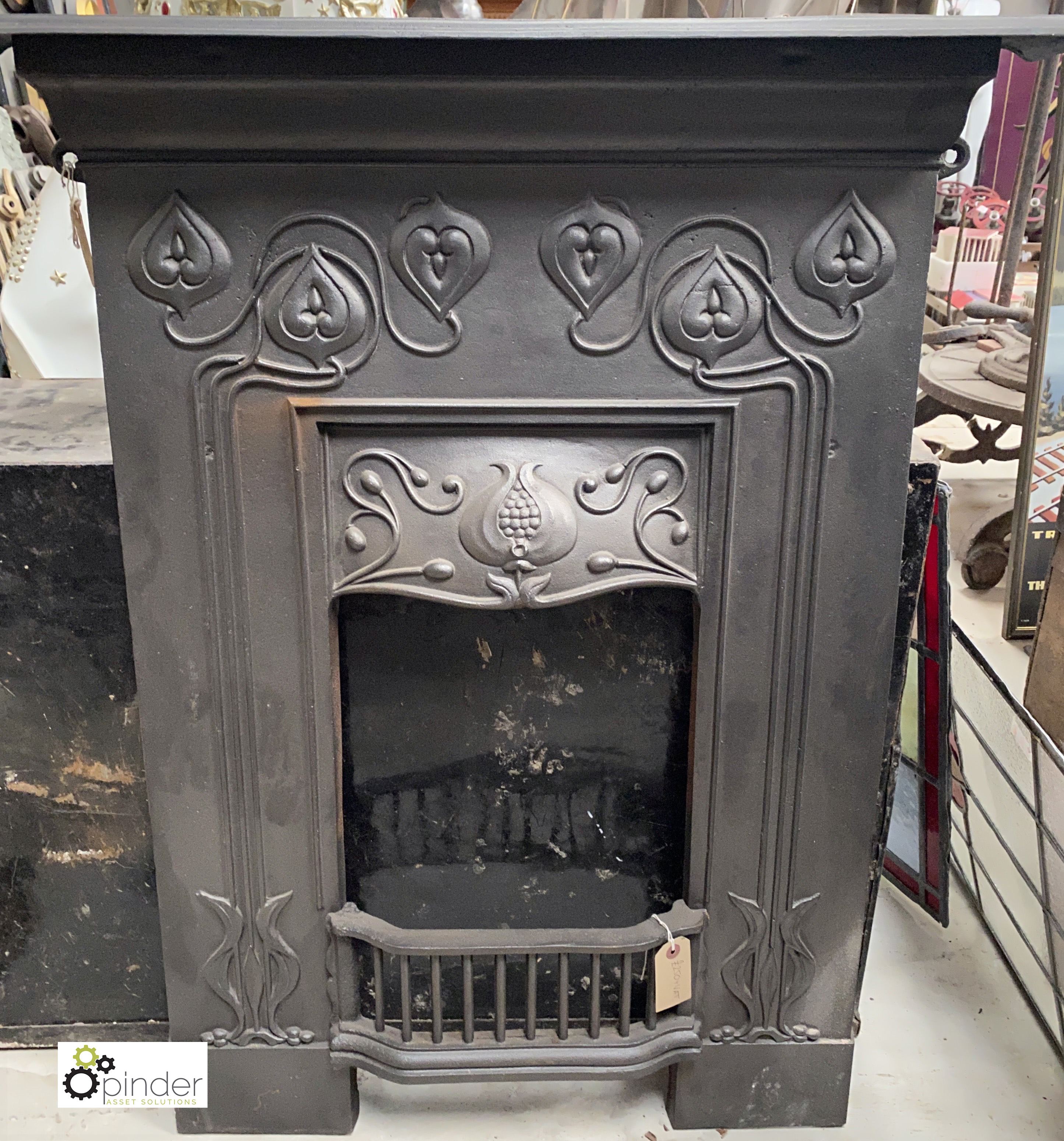 A restored cast iron Art Nouveau Bedroom Fireplace, 930mm high x 750mm wide - Image 5 of 6