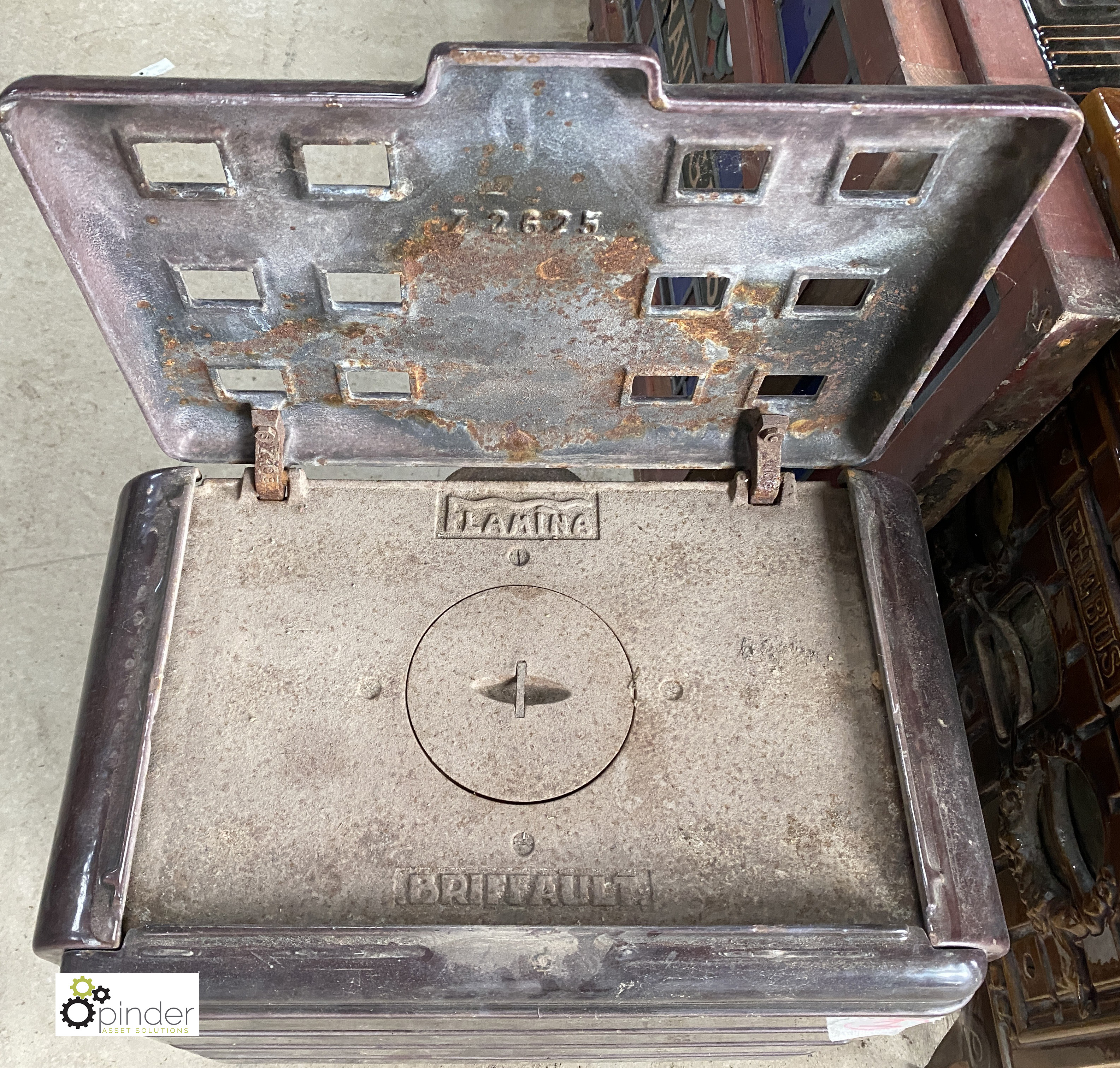 A French enamelled Wood Burning Stove, circa 1910s, 450mm high x 500mm wide x 280mm deep - Image 2 of 5