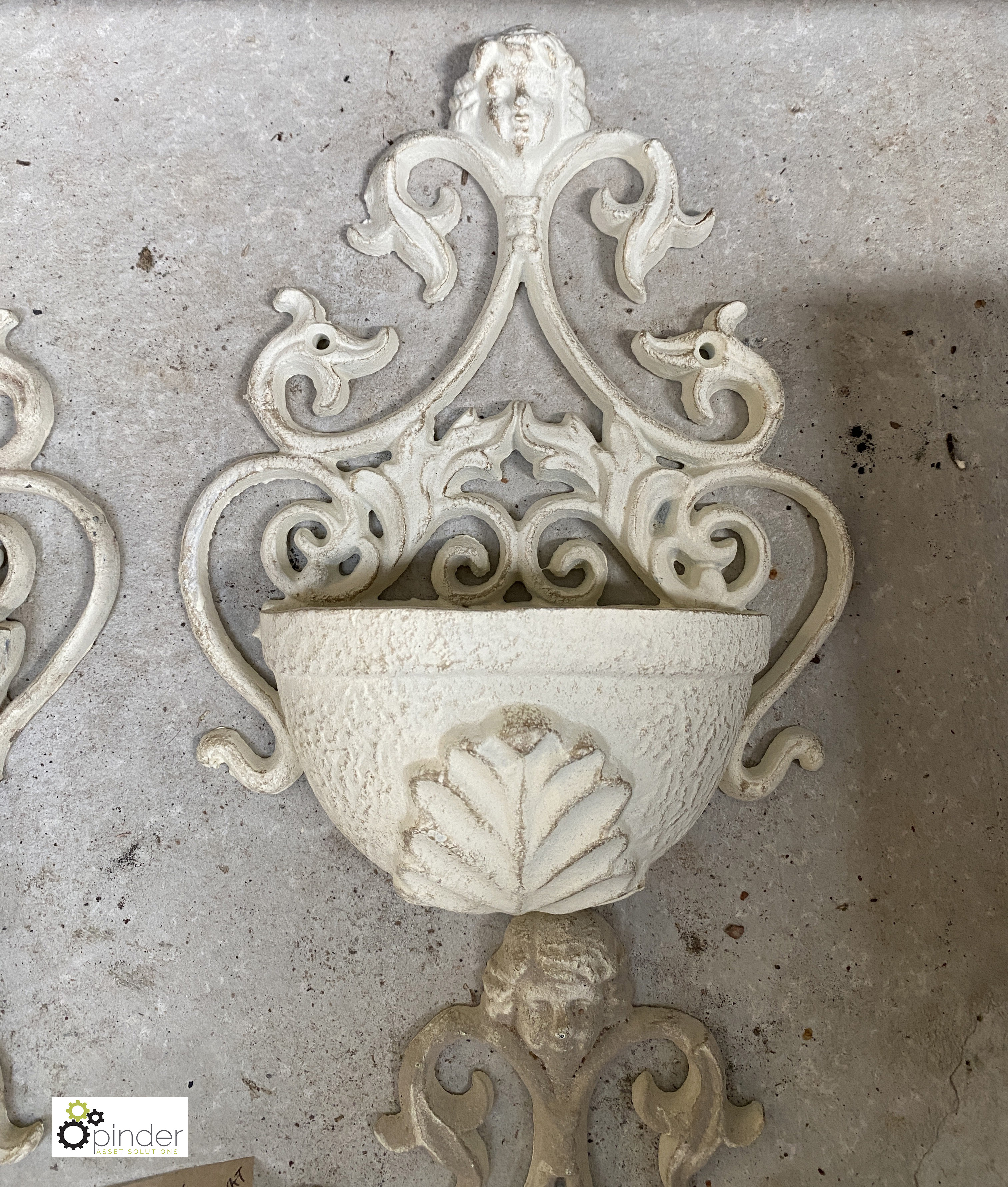 4 painted cast iron Wall Sconces, 270mm high x 210mm wide x 90mm deep - Image 2 of 5