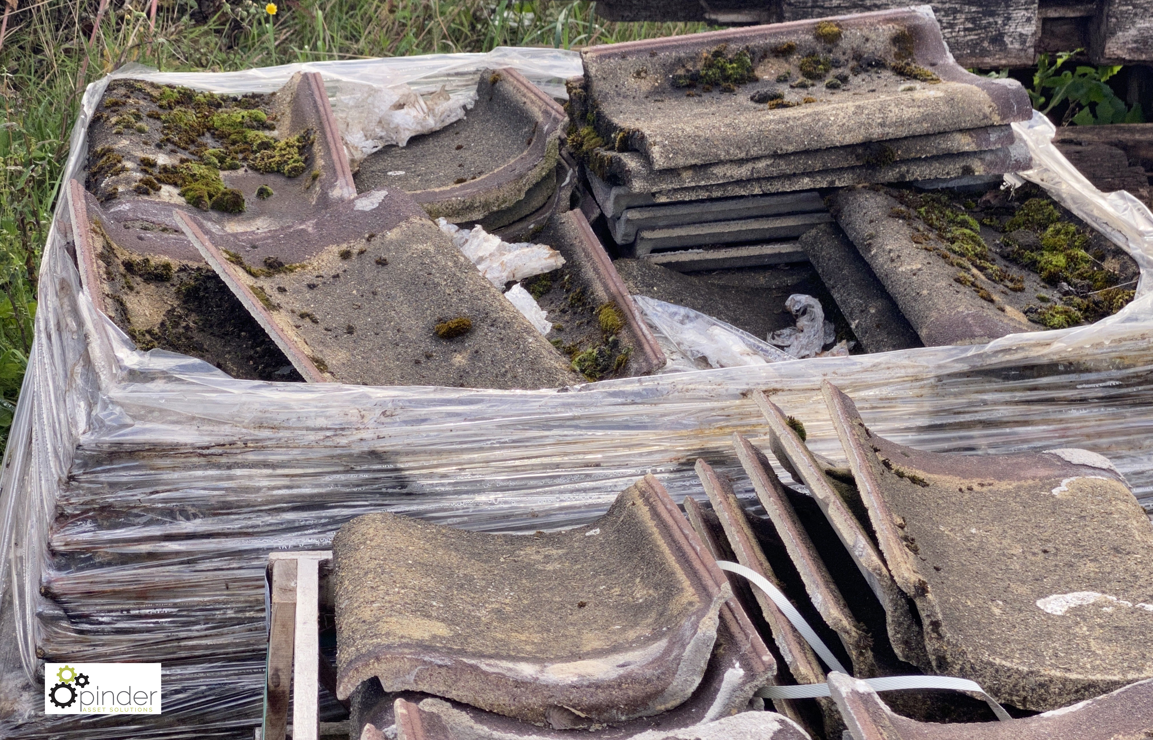 A large quantity reclaimed concrete Pantiles, to 6 crates - Image 5 of 12