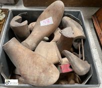 Approx. 9 period wooden Shoe Lasts