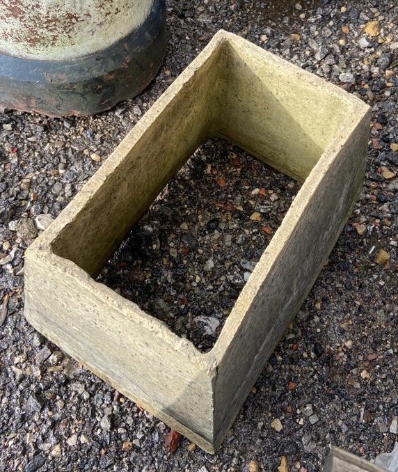 A small rectangular buff clay Chimney Pot, 280mm h - Image 3 of 6