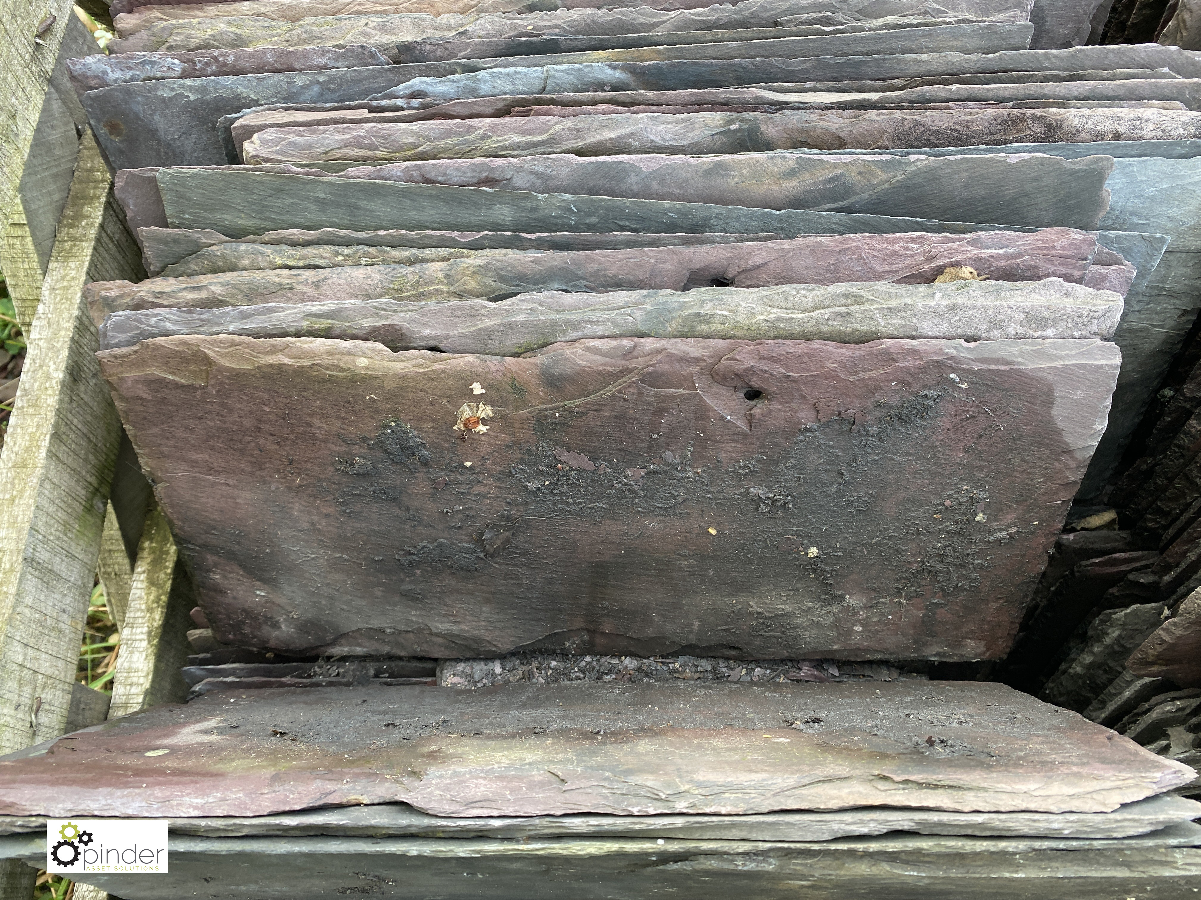 A large quantity reclaimed Roofing Slates, 16in x 8in, to crate - Image 3 of 5