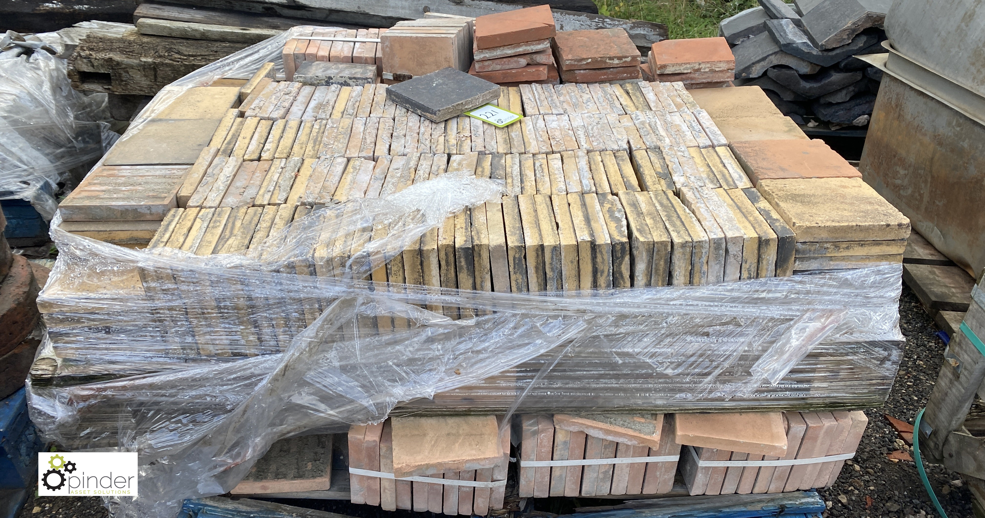 A large quantity buff Quarry Tiles, 6in x 6in, to pallet - Image 2 of 6