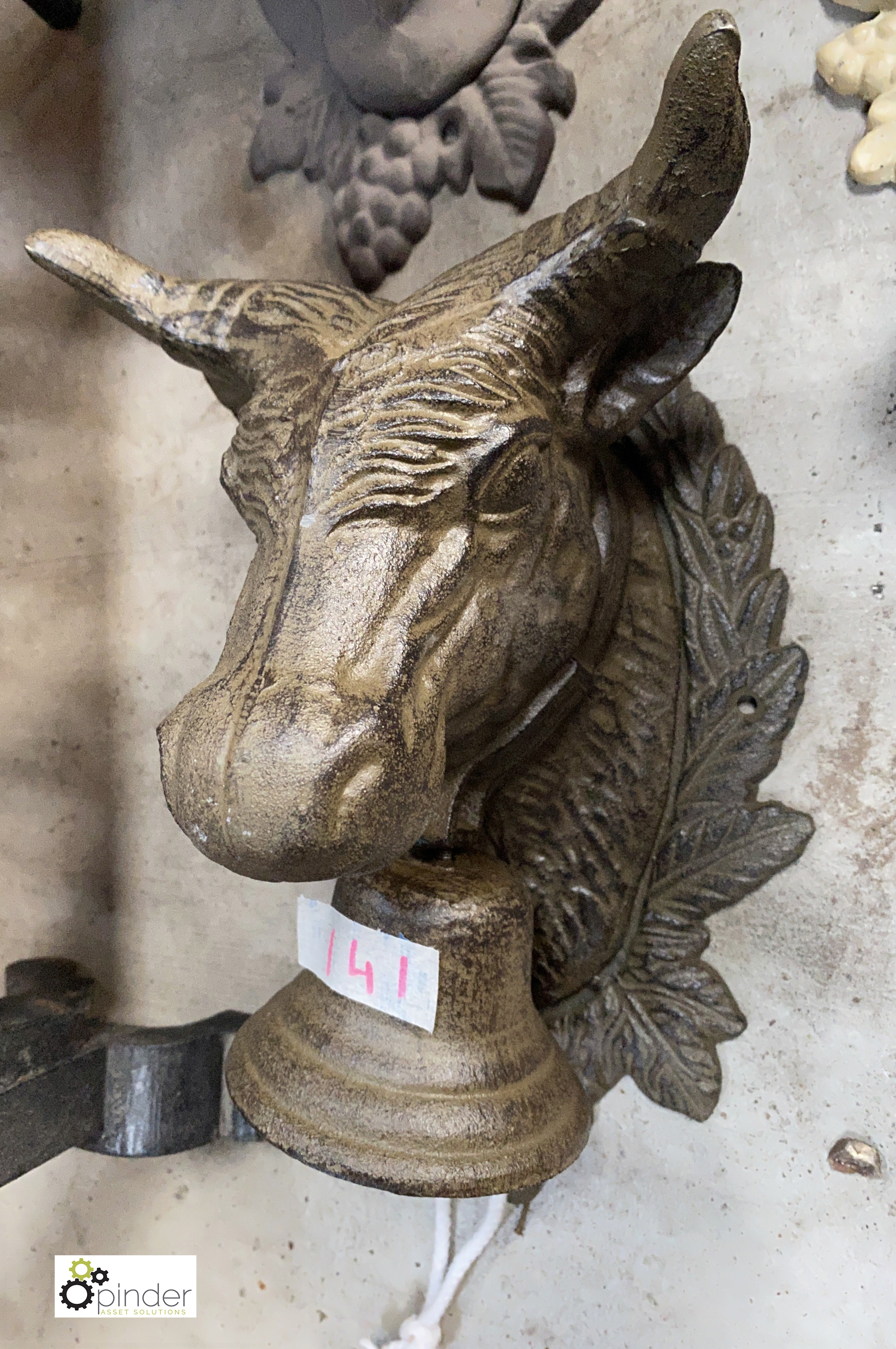 A cast iron wall mounted bulls head with horns Milking Bell, 280mm high x 170mm wide - Image 2 of 4