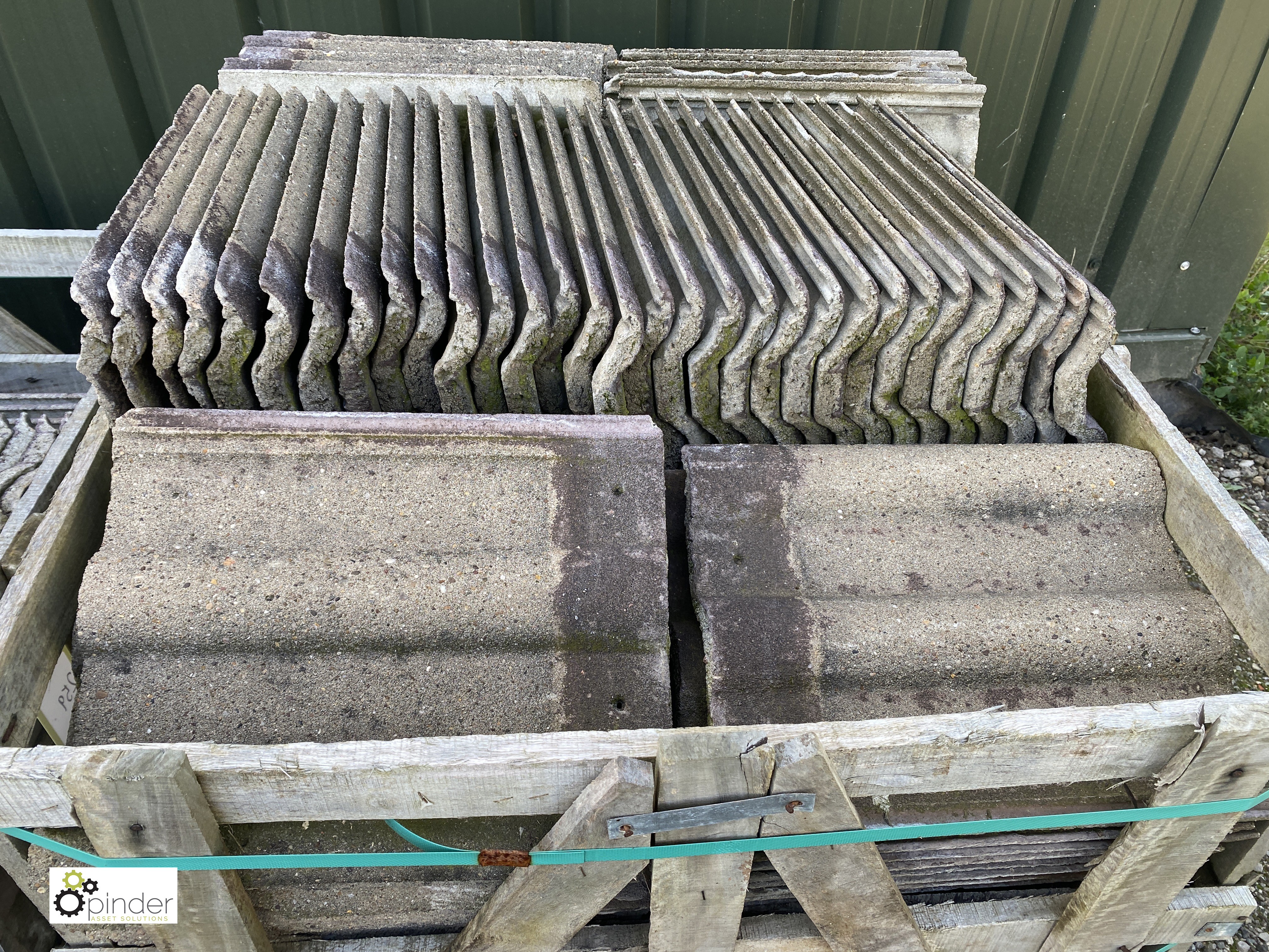 A quantity reclaimed double Roman Roof Tiles, to 2 crates - Image 7 of 9