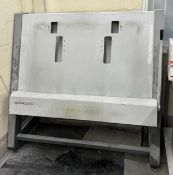 Plate Punch for Heidelberg SM102 press (purchaser to remove lot from building) (LOCATION: Burton