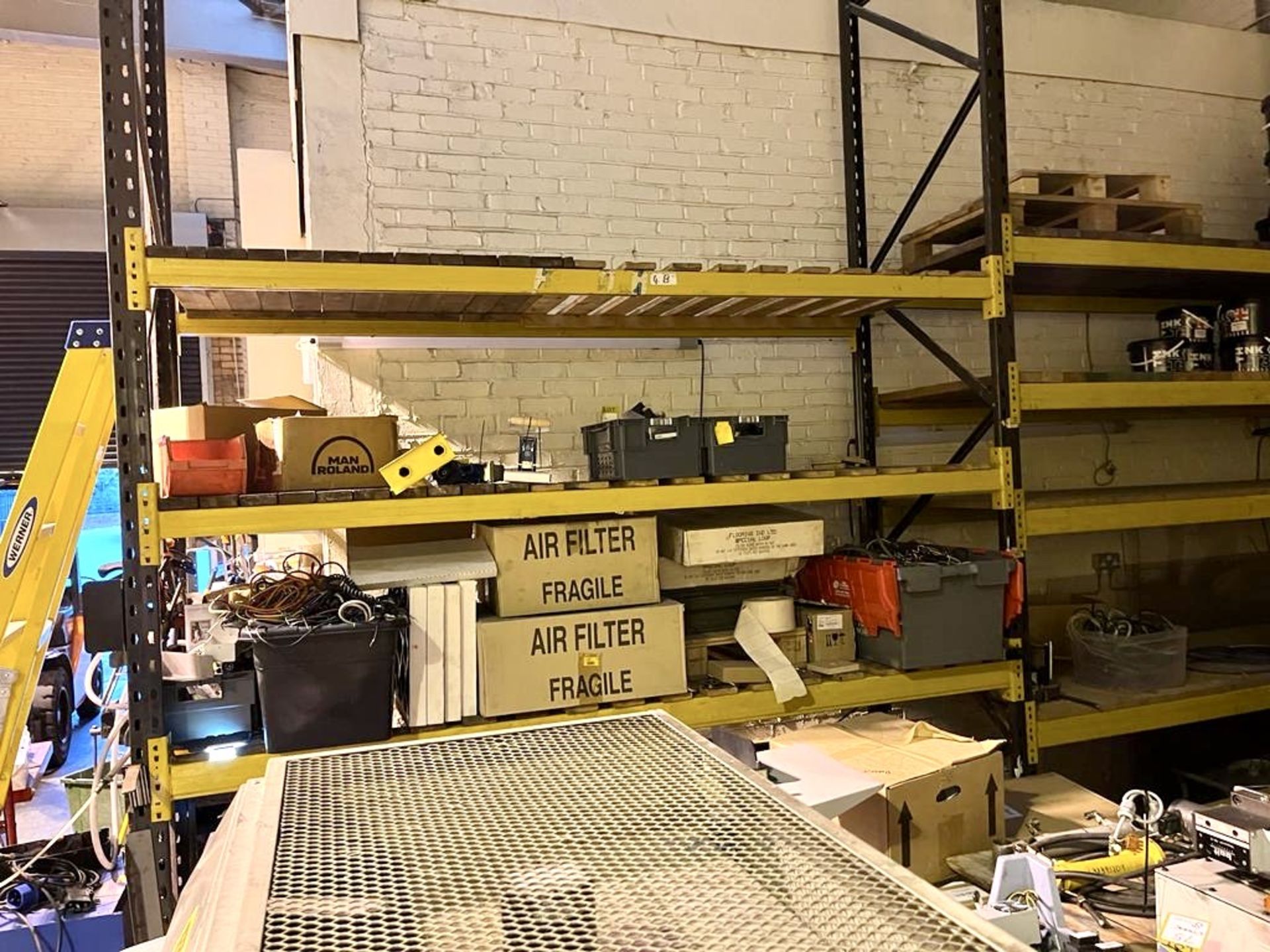 2 bays Pallet Racking, comprising 3 uprights approx. 4300mm x 900mm, 19 beams approx. 3500mm (LIFT - Image 4 of 7