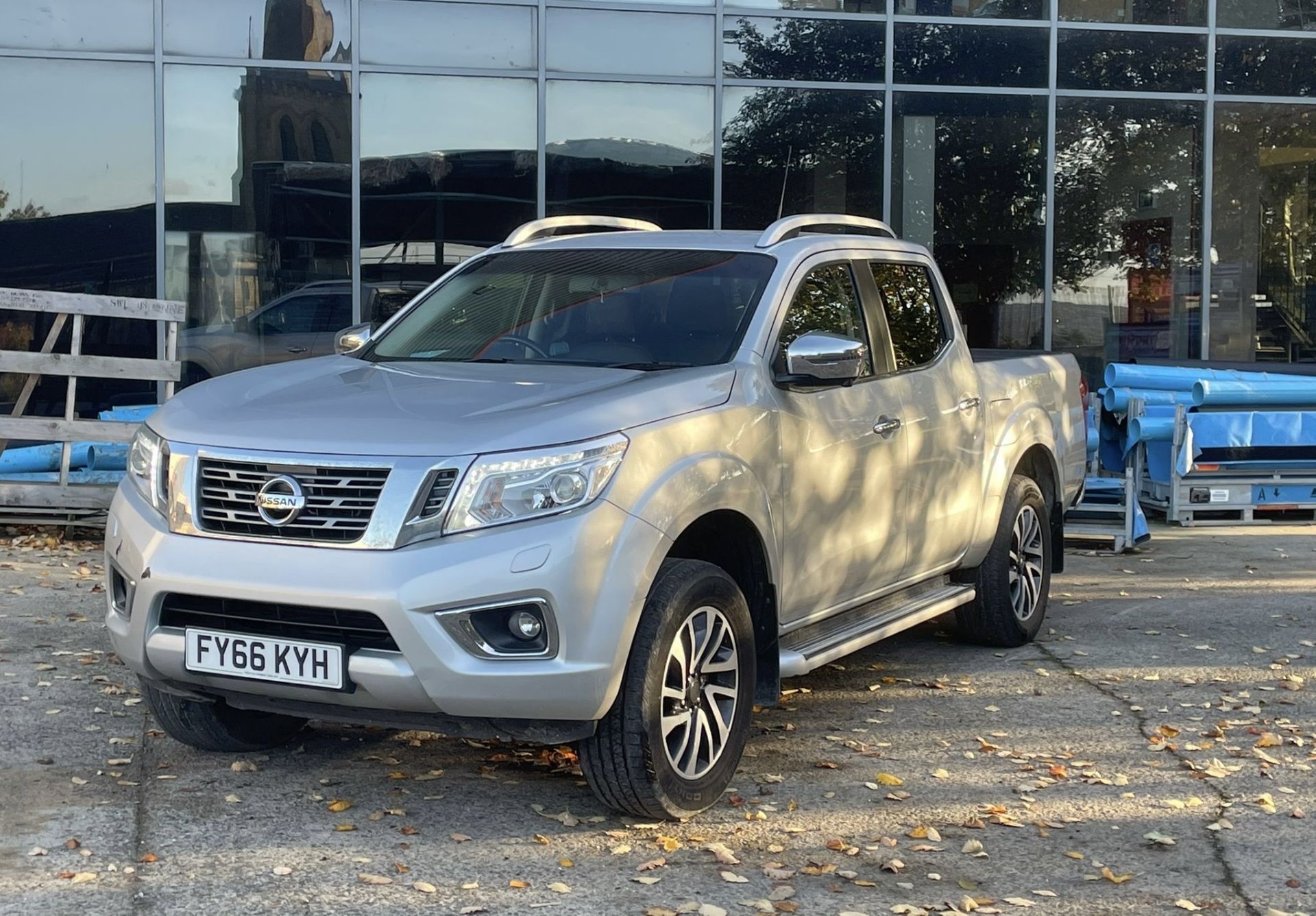 Nissan Navara NP300 2.3dci Tekna Crewcab Pickup, Registration: FY66 KYH; Date of Registration: 28 - Image 10 of 11