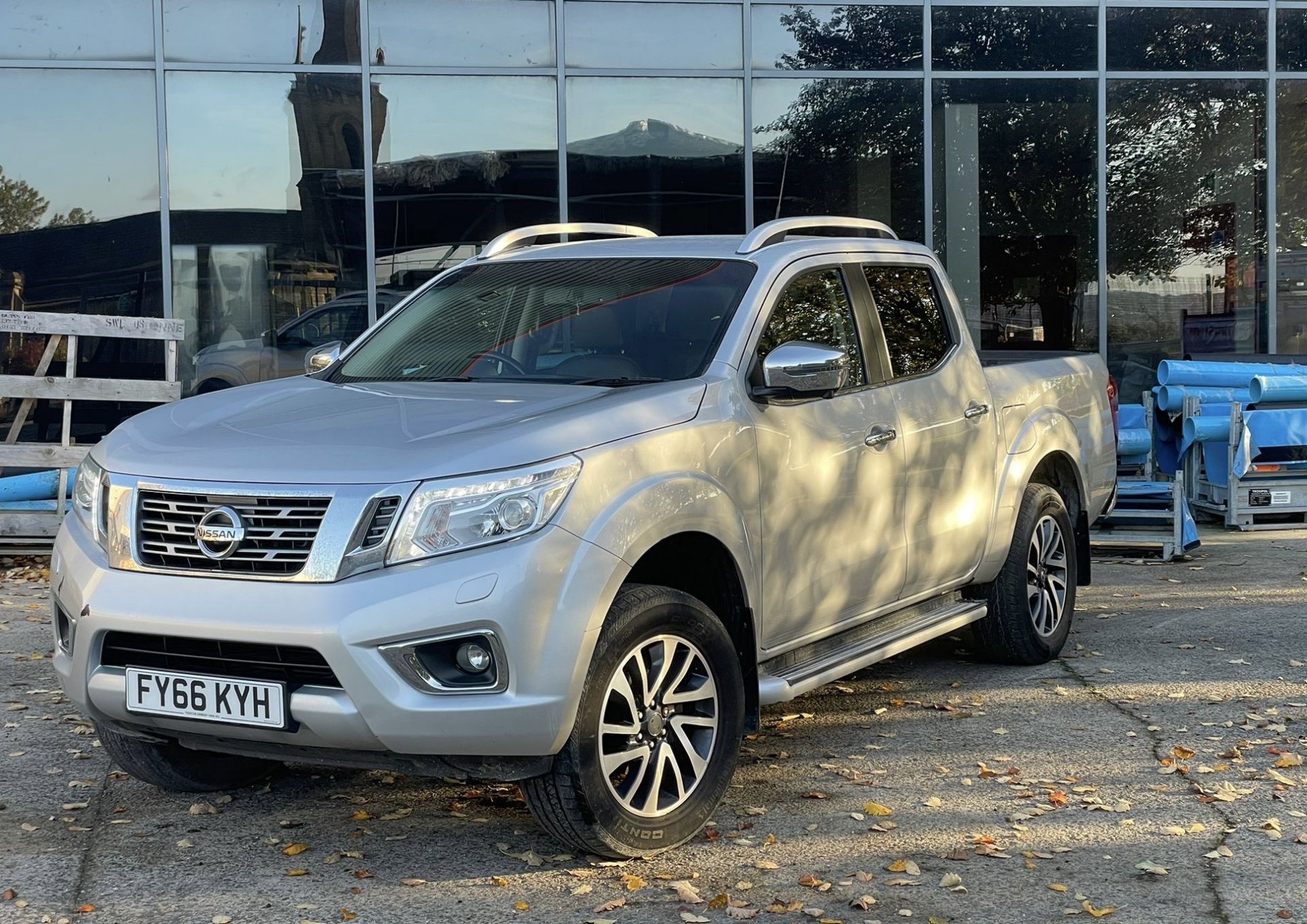 Nissan Navara NP300 2.3dci Tekna Crewcab Pickup, Registration: FY66 KYH; Date of Registration: 28