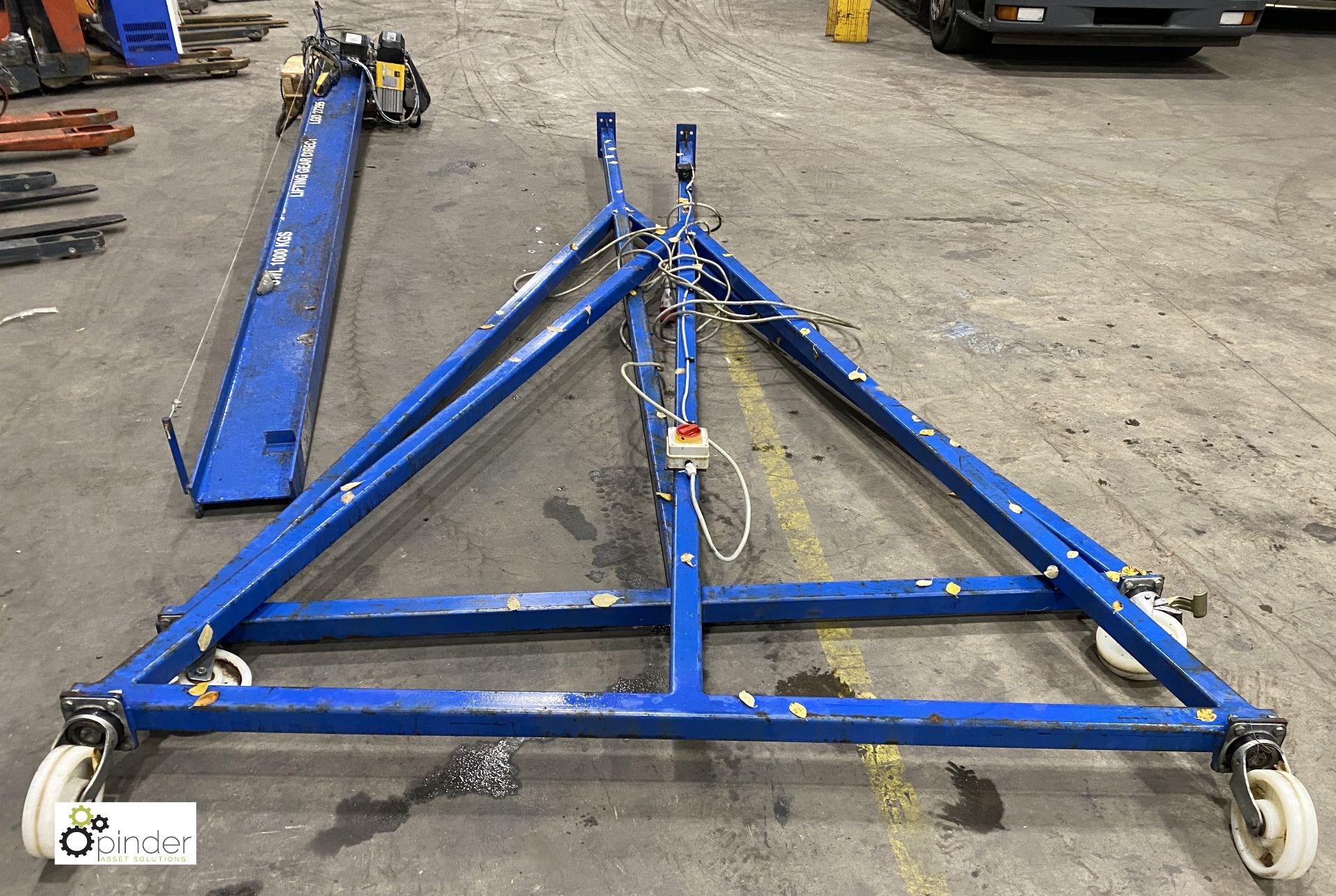 Mobile Lifting Gantry, 4280mm travel, 4400mm high, 1000kg capacity with Yale electric hoist, 1000kg