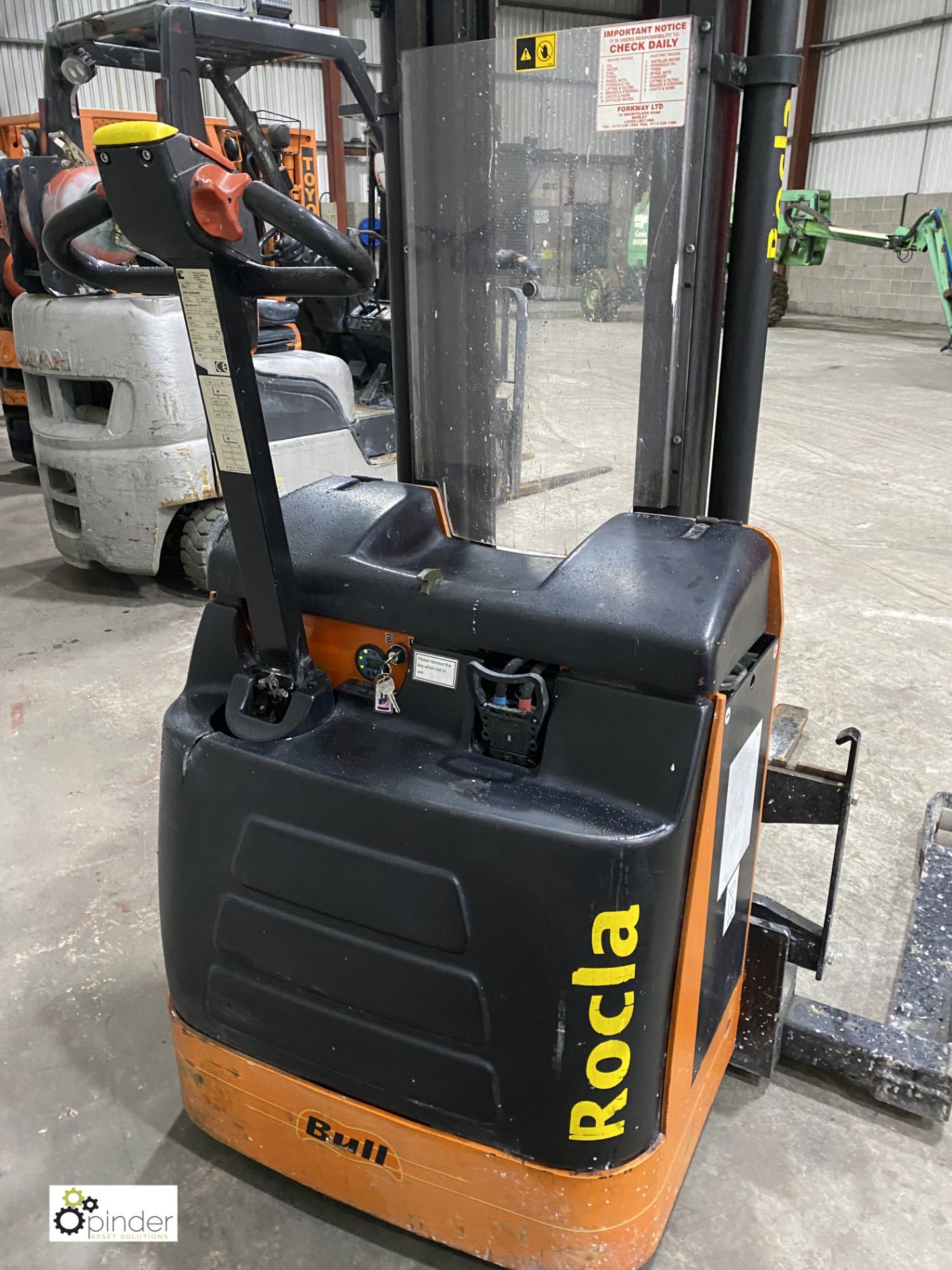 Rocla SW16 DS2900 Electric Pedestrian Lift Truck, 1600kg lift capacity, max lift height 2900mm, - Image 4 of 12