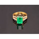 14K Gold Emerald & Diamond Ring, 3.20ct Emerald & 0.40ct Diamond