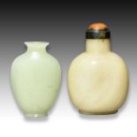 A CHINESE WHITE JADE SNUFF BOTTLE & A PALE JADE VASE, QING DYNASTY (1644-1911)