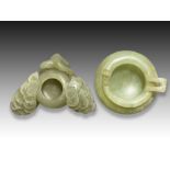 A CHINESE JADE CENSOR & BRUSH WASHER, QING DYNASTY (1644-1911)