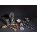 ASSORTMENT OF CHINESE, ISLAMIC & ANCIENT ITEMS