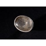A CARVED ISLAMIC ROCK CRYSTAL CALLIGRAPHIC SEAL RING, SET ON SILVER 19TH CENTURY