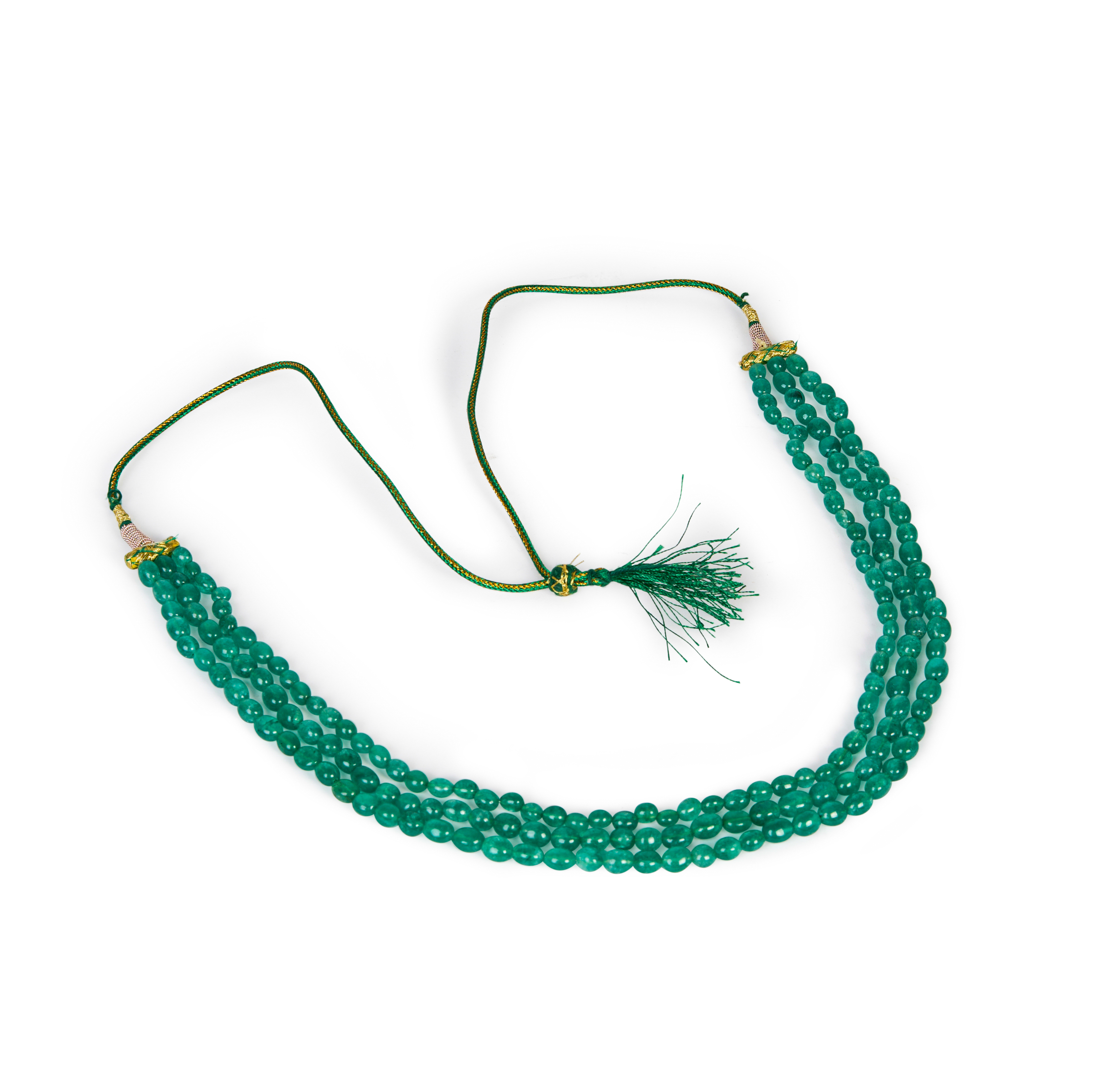 AN INDIAN EMERALD THREE STRAND NECKLACE, 20TH CENTURY