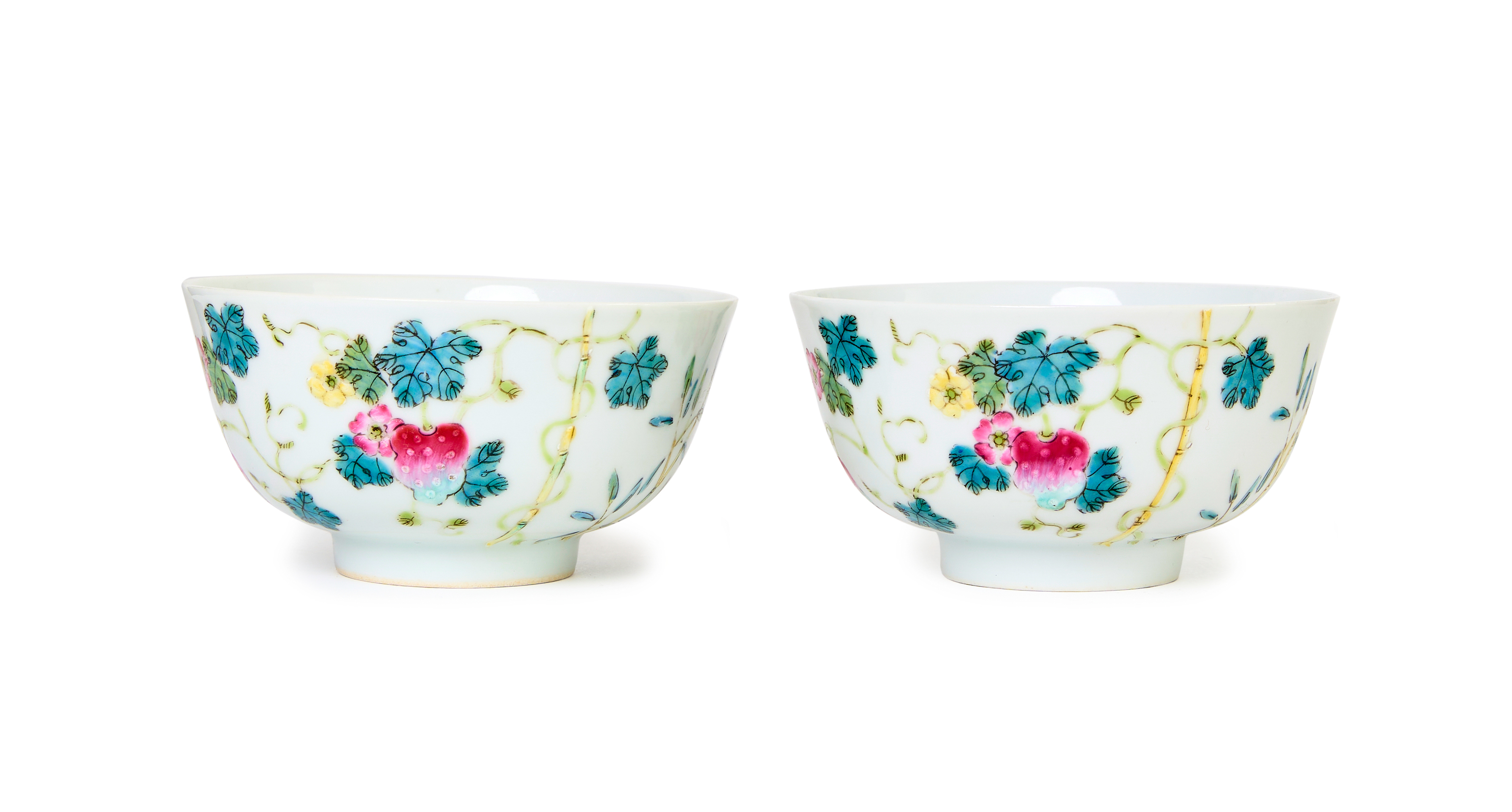 A PAIR OF CHINESE FAMILLE ROSE BOWLS, SIX CHARACTER GUANGXU MARK