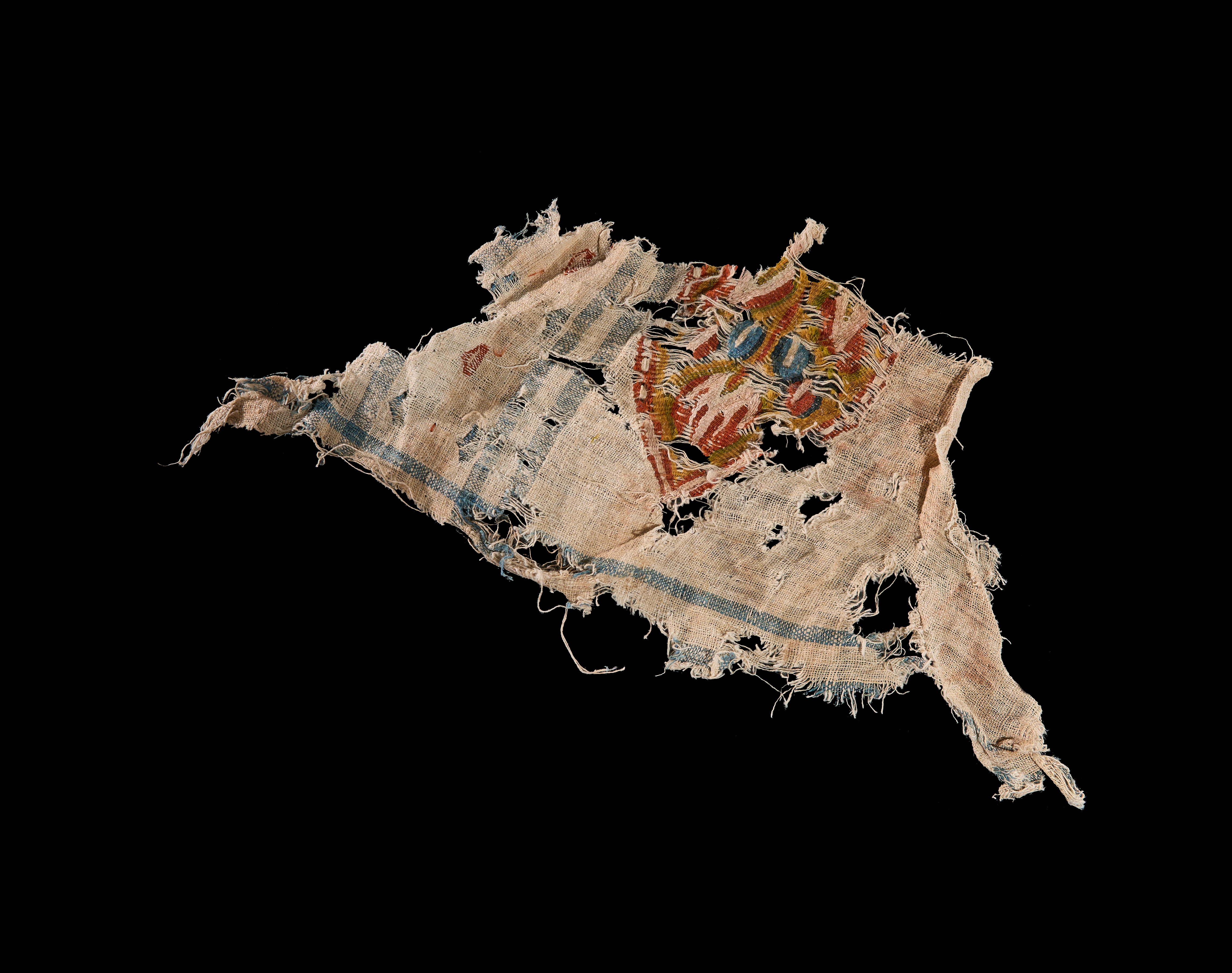 A COPTIC TEXTILE FRAGMENT CIRCA 5TH-6TH CENTURY A.D. - Bild 2 aus 2