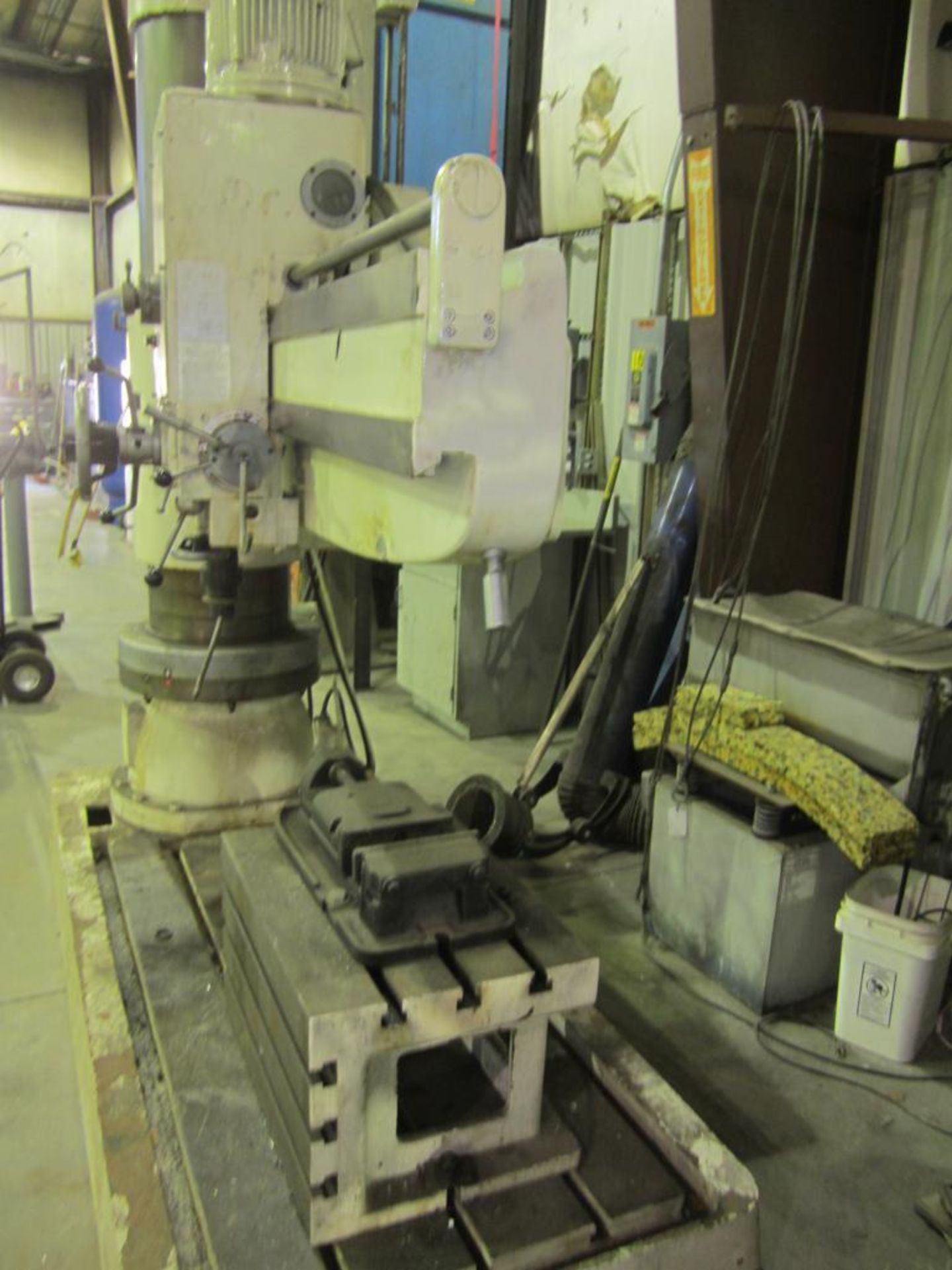 Large Radial Arm drill - Image 4 of 11