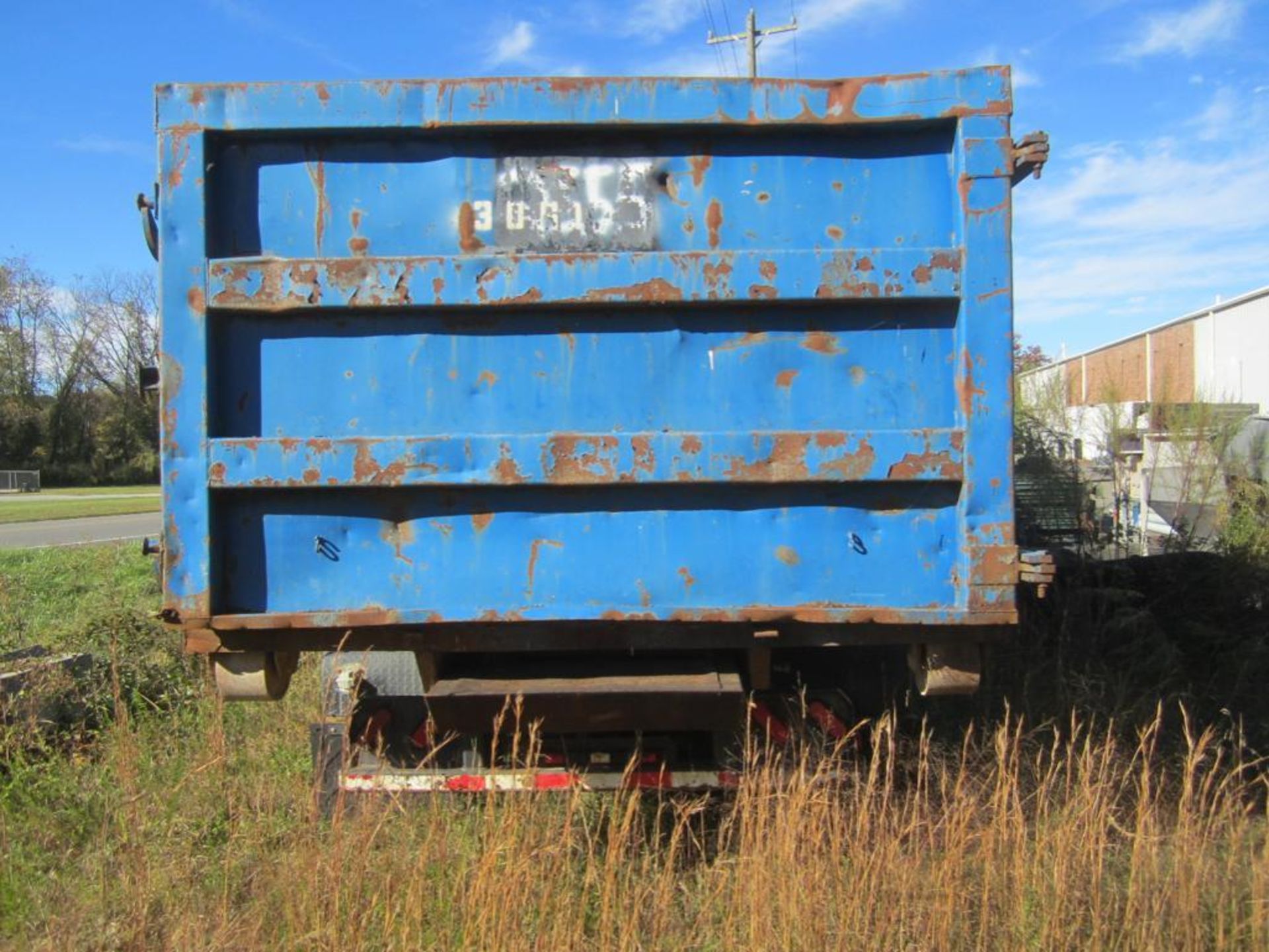 Trailer with Tilting Bed, Winch and Roll off Dumpster - Image 3 of 7