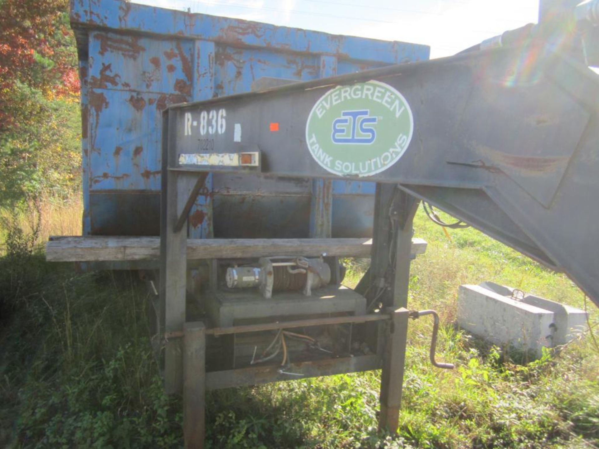 Trailer with Tilting Bed, Winch and Roll off Dumpster - Image 6 of 7