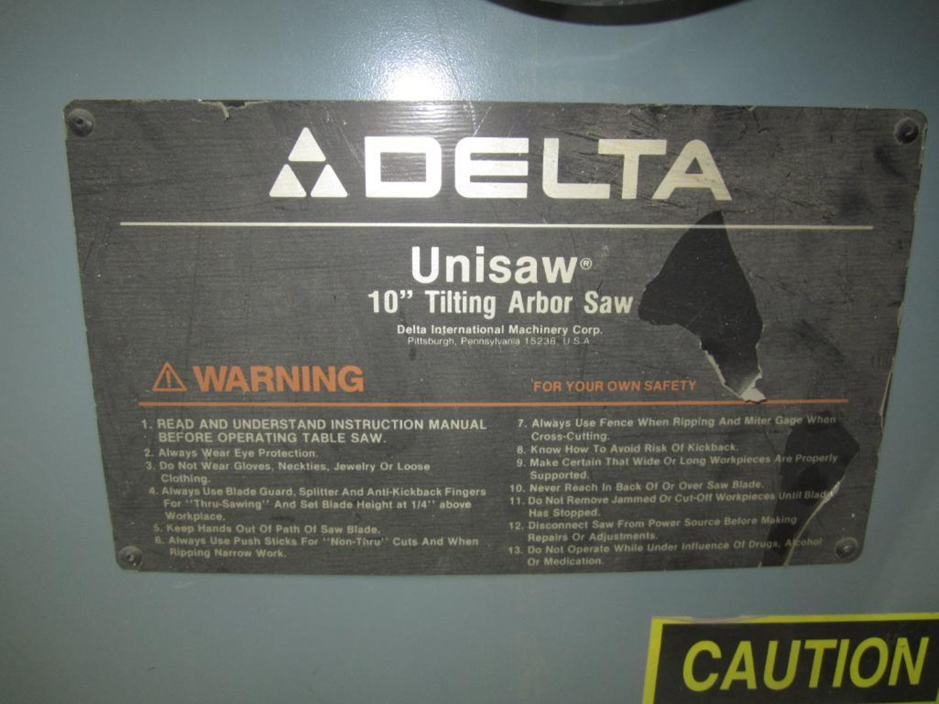Delta unisaw 10" tilting arbor saw - Image 2 of 5
