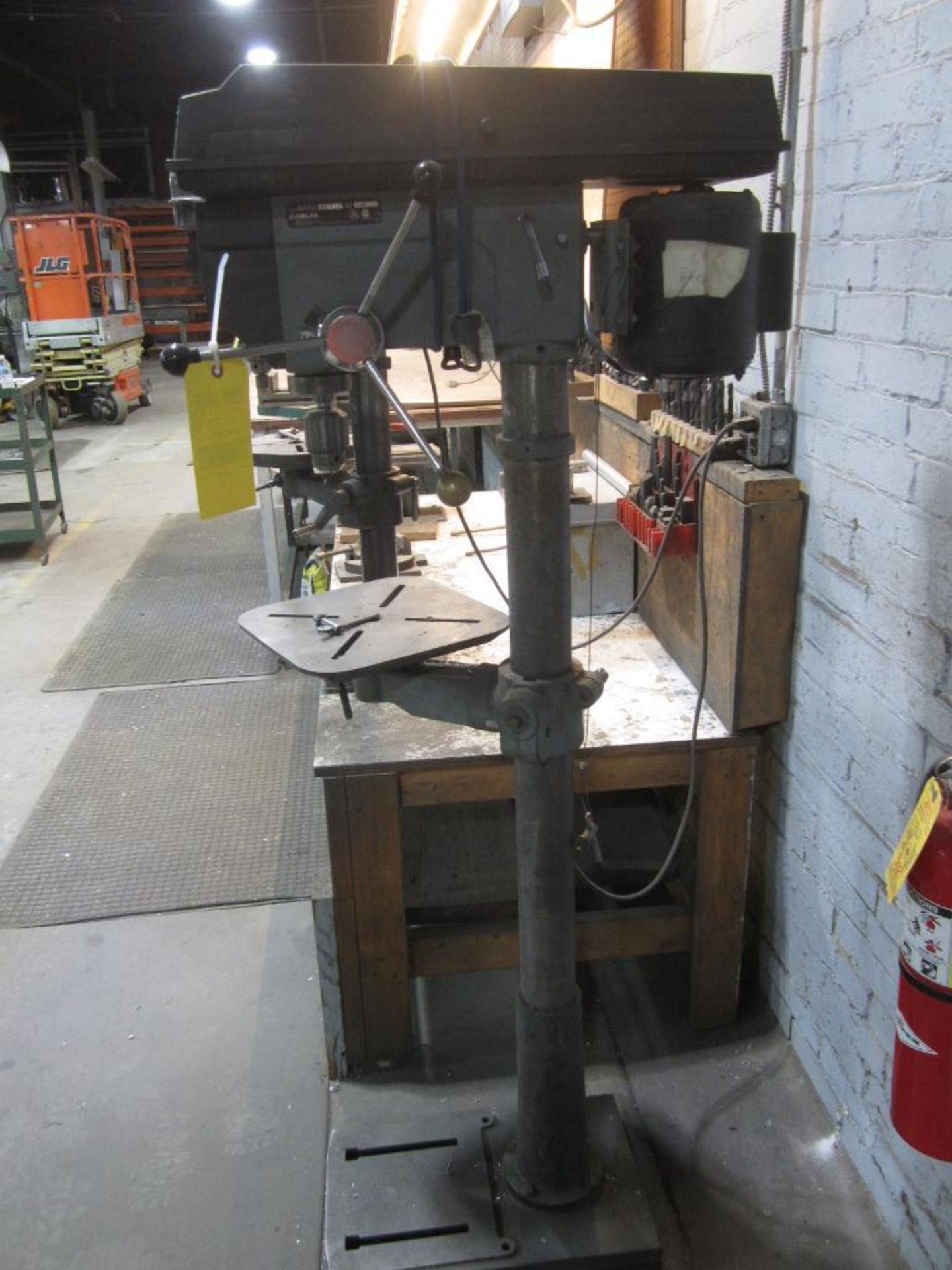 Delta drill press - Image 2 of 4