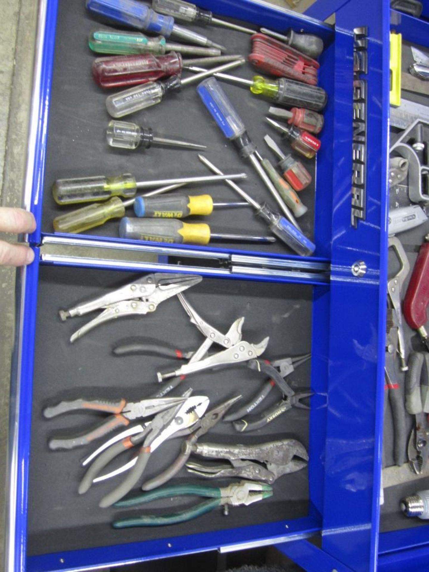 Rolling tool box with contents - Image 3 of 6