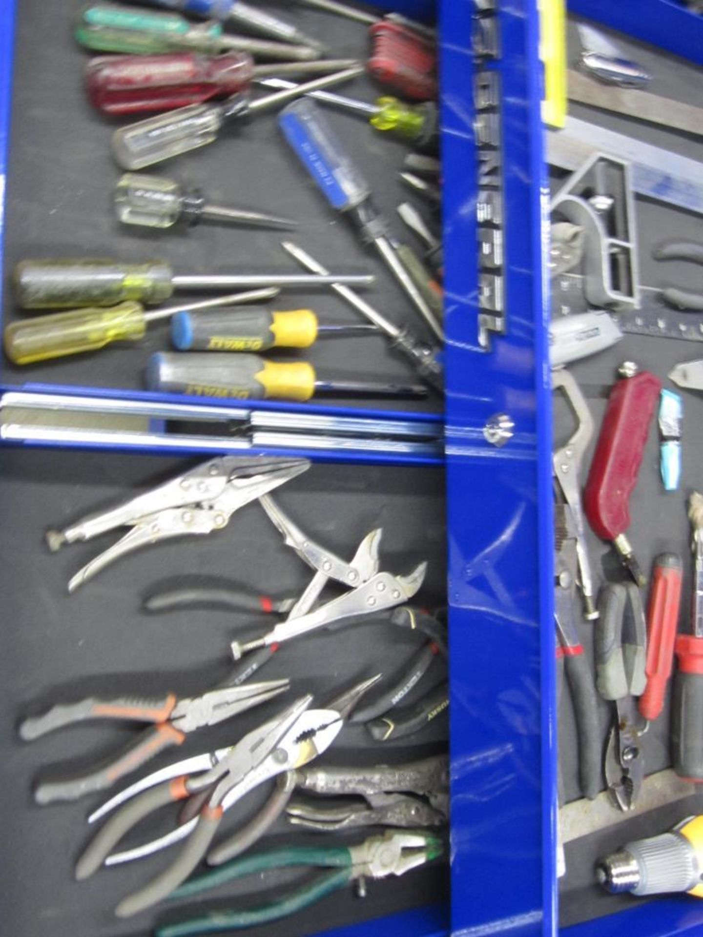 Rolling tool box with contents - Image 2 of 6