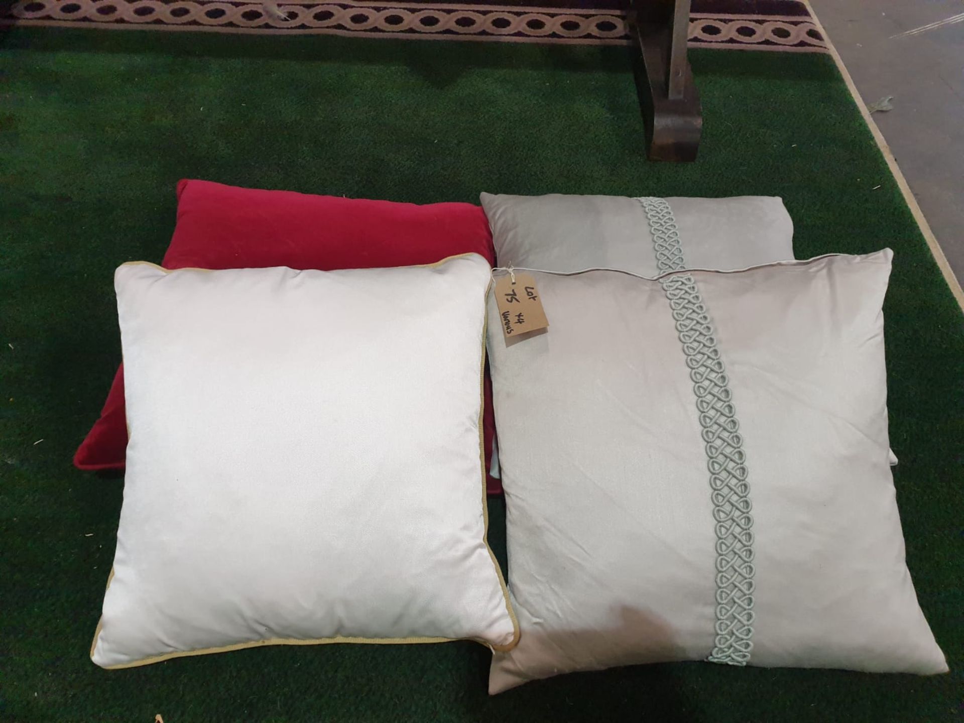 A Set Of 4 X Various Cushions As Found 50cm And 1 45cm (ST75)