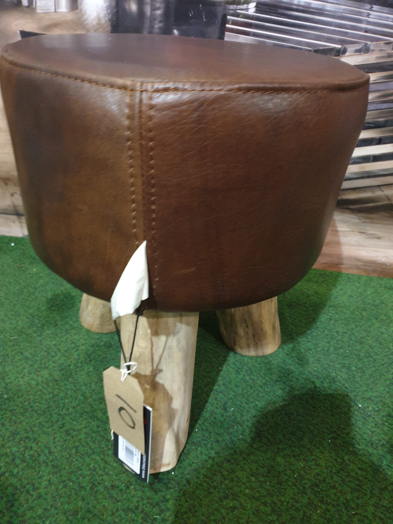 Bleu Nature F016 Mousse Driftwood and leather stool finished in Matador Nuez hide leather 380 x - Image 2 of 3