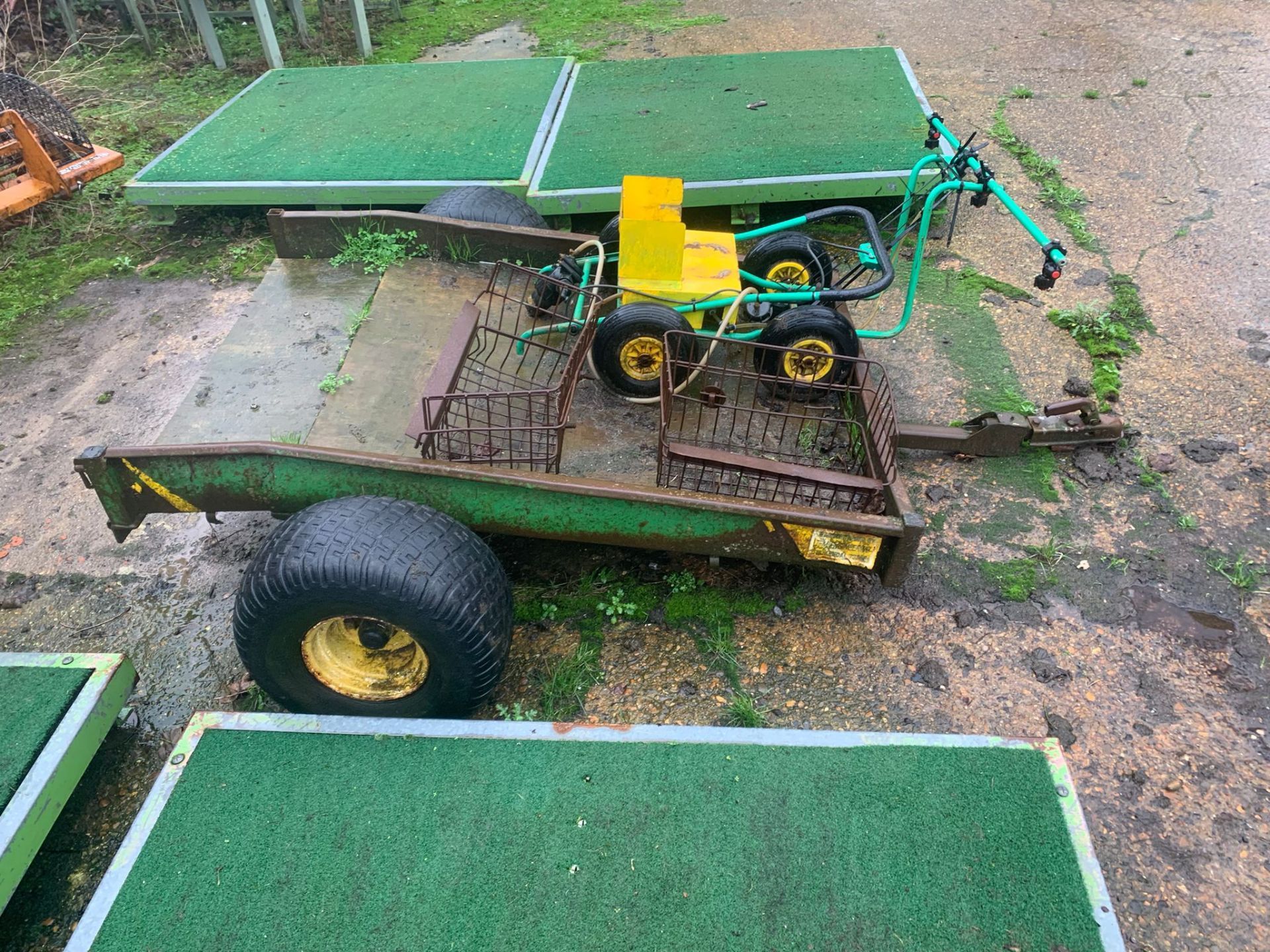 John Deere low load tractor trailer (not plated) ( Grounds )