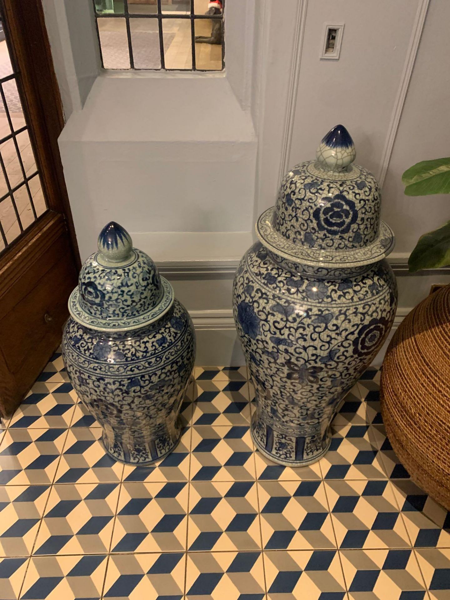 Coach House Large Blue and White Temple Jar with Lid 97cm ( Orangery ) - Image 3 of 3