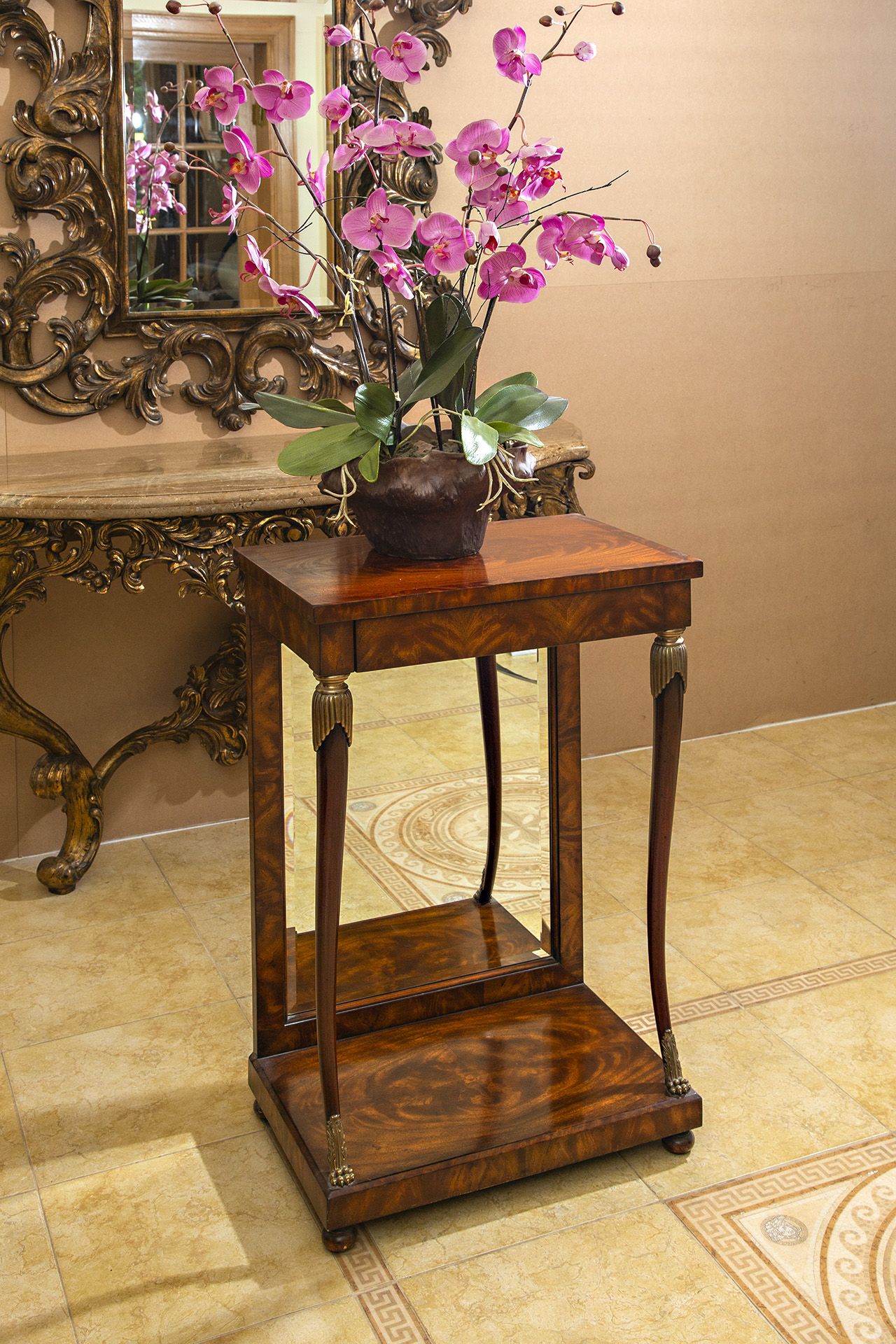 Theodore Alexander art deco style mirror back panel console table on carved legs with brass mount - Bild 3 aus 6