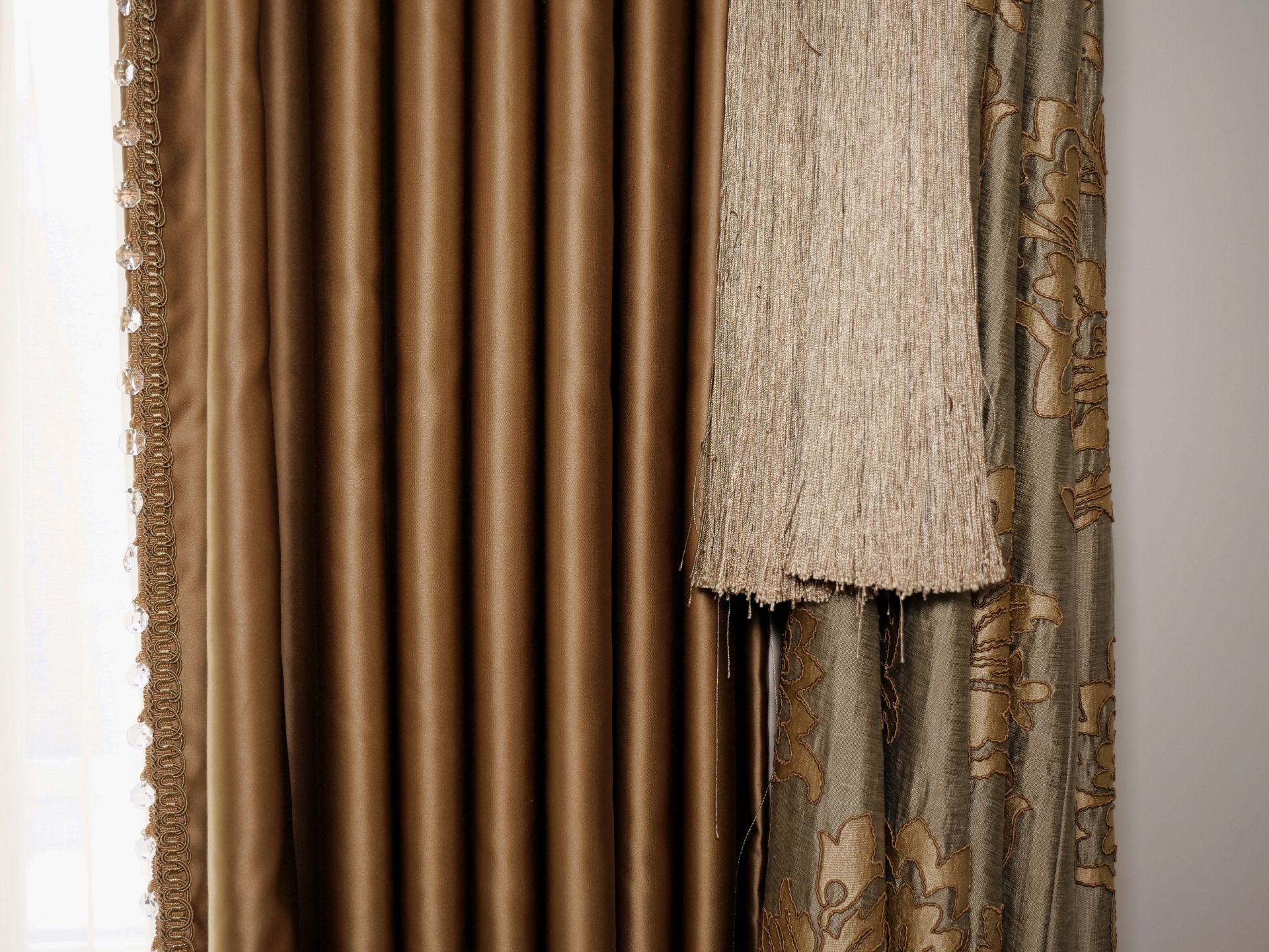 2 x pairs of Silk Custom Hand Woven Silk jabots gold fully lined Buckram curtain headings with - Bild 3 aus 3