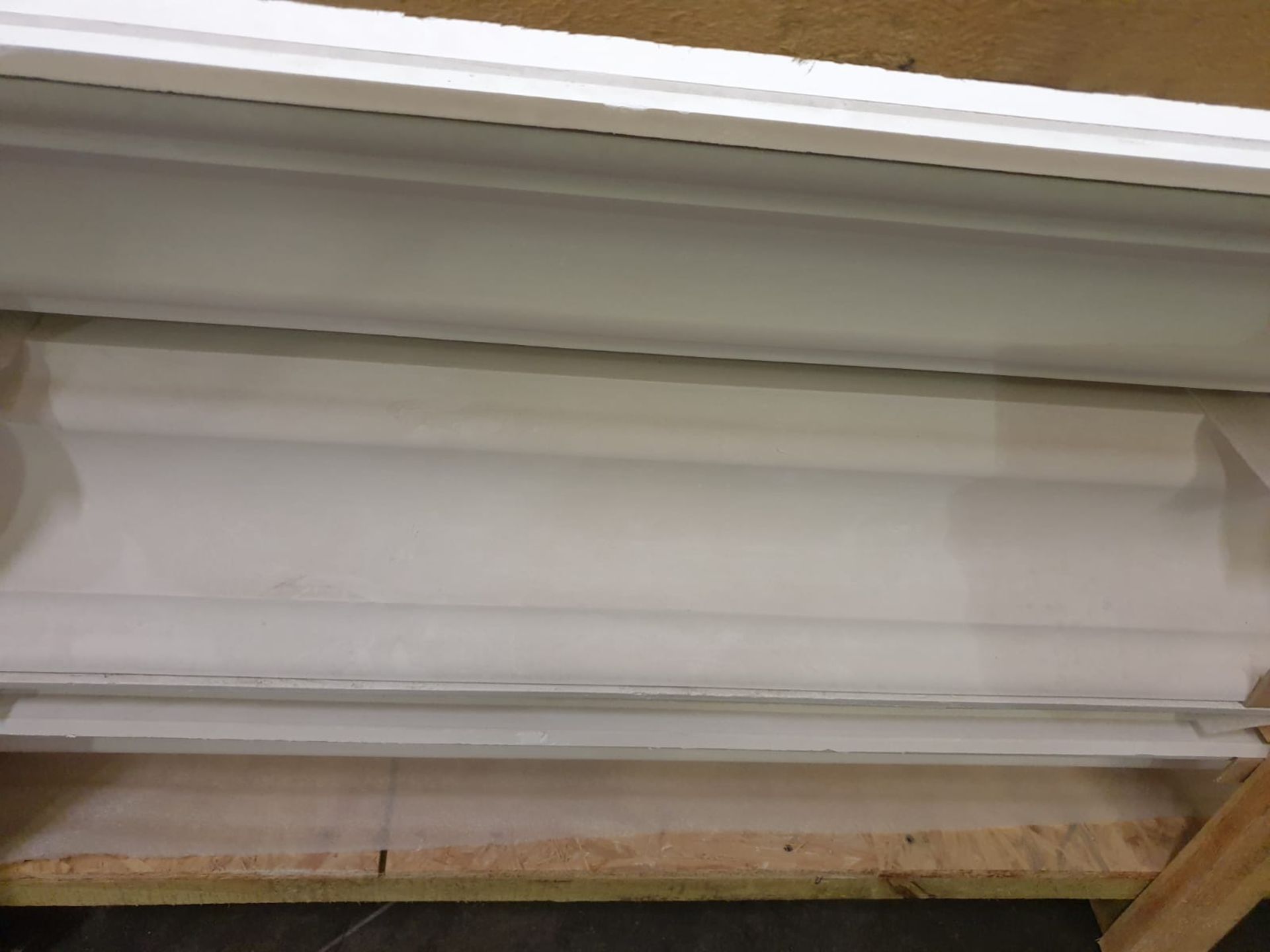 4 x Plaster Cornices. 2100mm Lengths (STG OTH) - Bild 2 aus 2