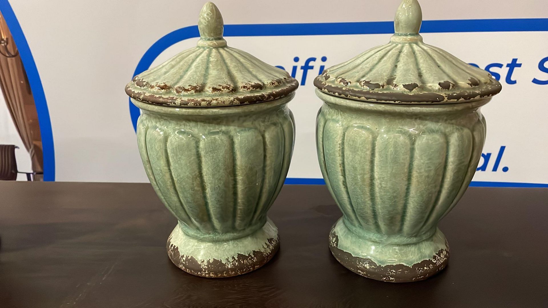 2 x Glazed Ceramic Urns with lid . Beautiful pair of Urns featuring a ridged pattern with a