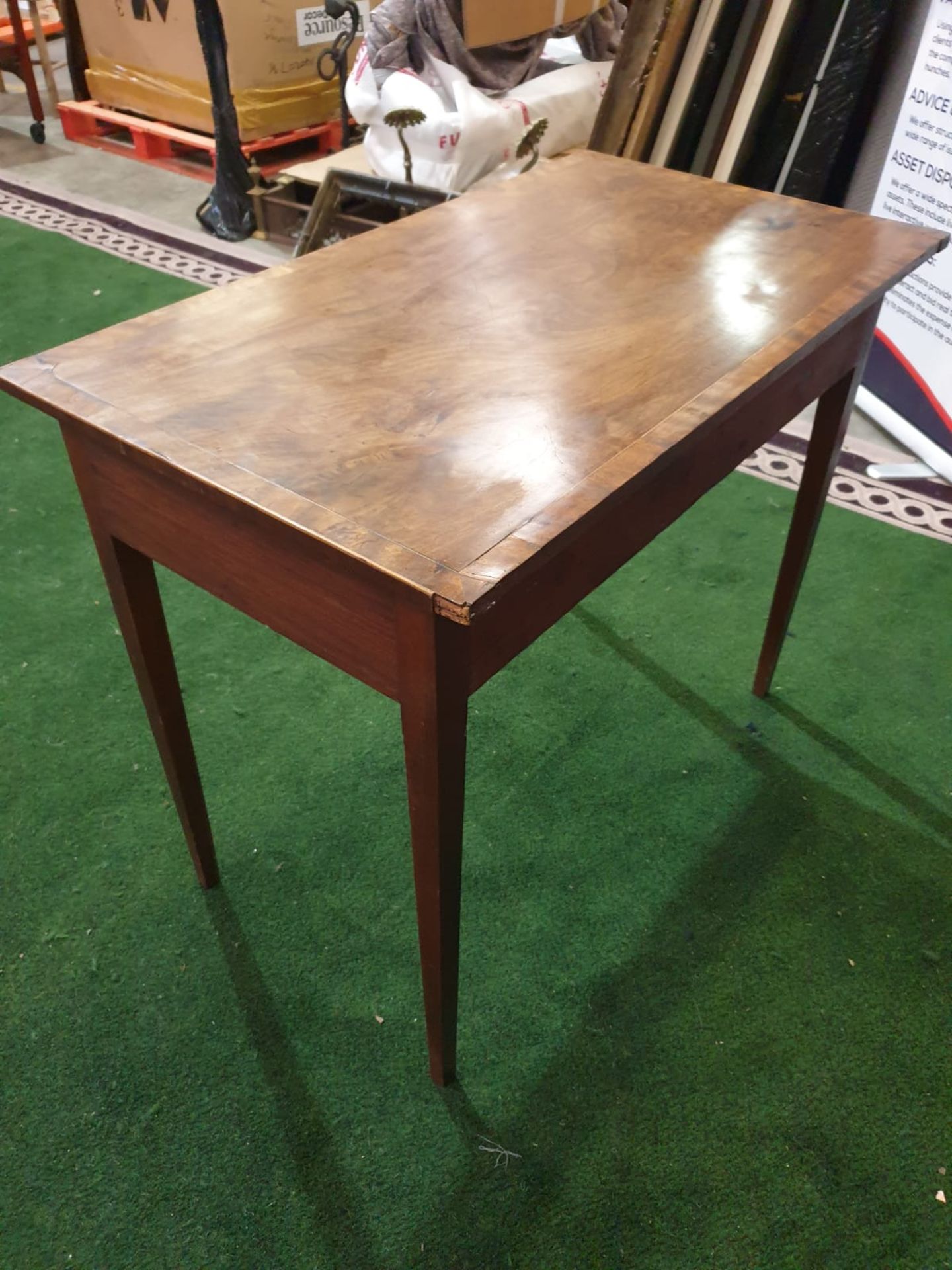 A George III mahogany side table. Strung with boxwood and crossbanded, the oblong top above a pair - Image 3 of 4