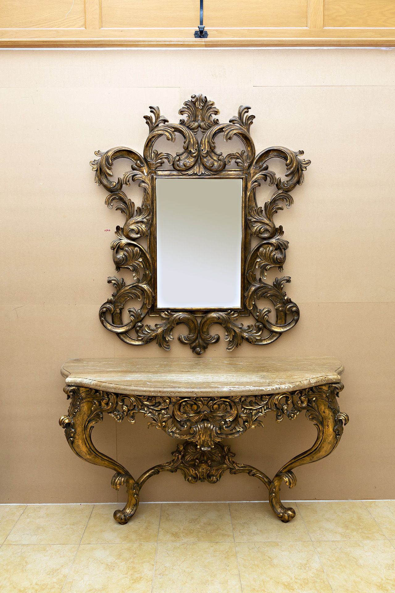 Christpher Guy Cederic Mirror Handcarved solid hardwood and hand-applied finishes bombato border - Image 5 of 6