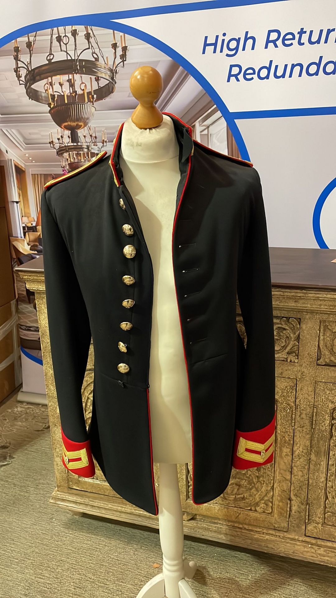 Household Cavalry Mounted Regiment, Blues & Royals bandsman's ceremonial tunic genuine military