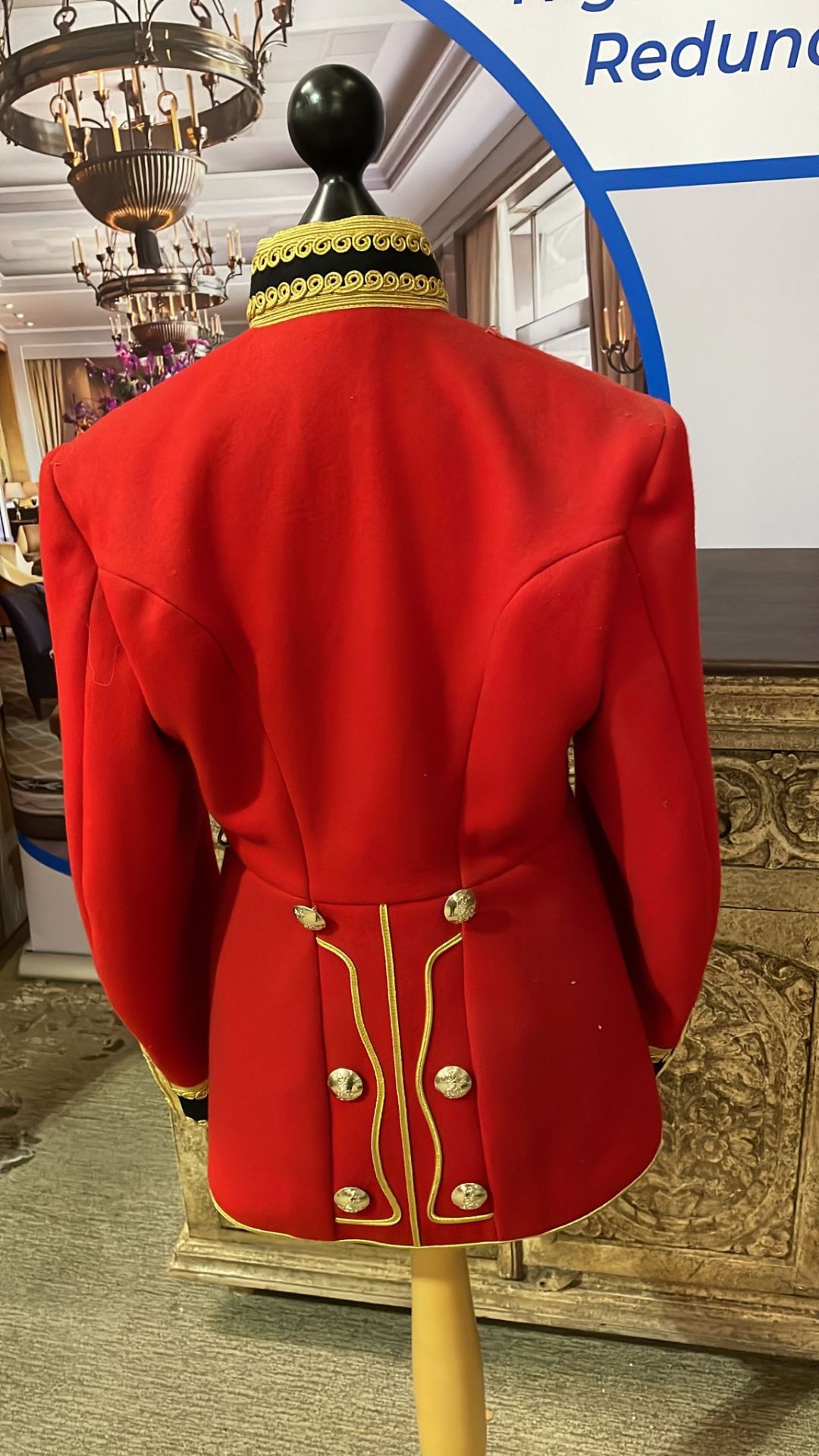 Life Guards household cavalry red ceremonial tunic – genuine British Army tunic - Image 3 of 4
