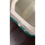 United Wilson porcelain mark rectangular form decorative bowl with lid 150 (H) x 200 (L) x 140 (