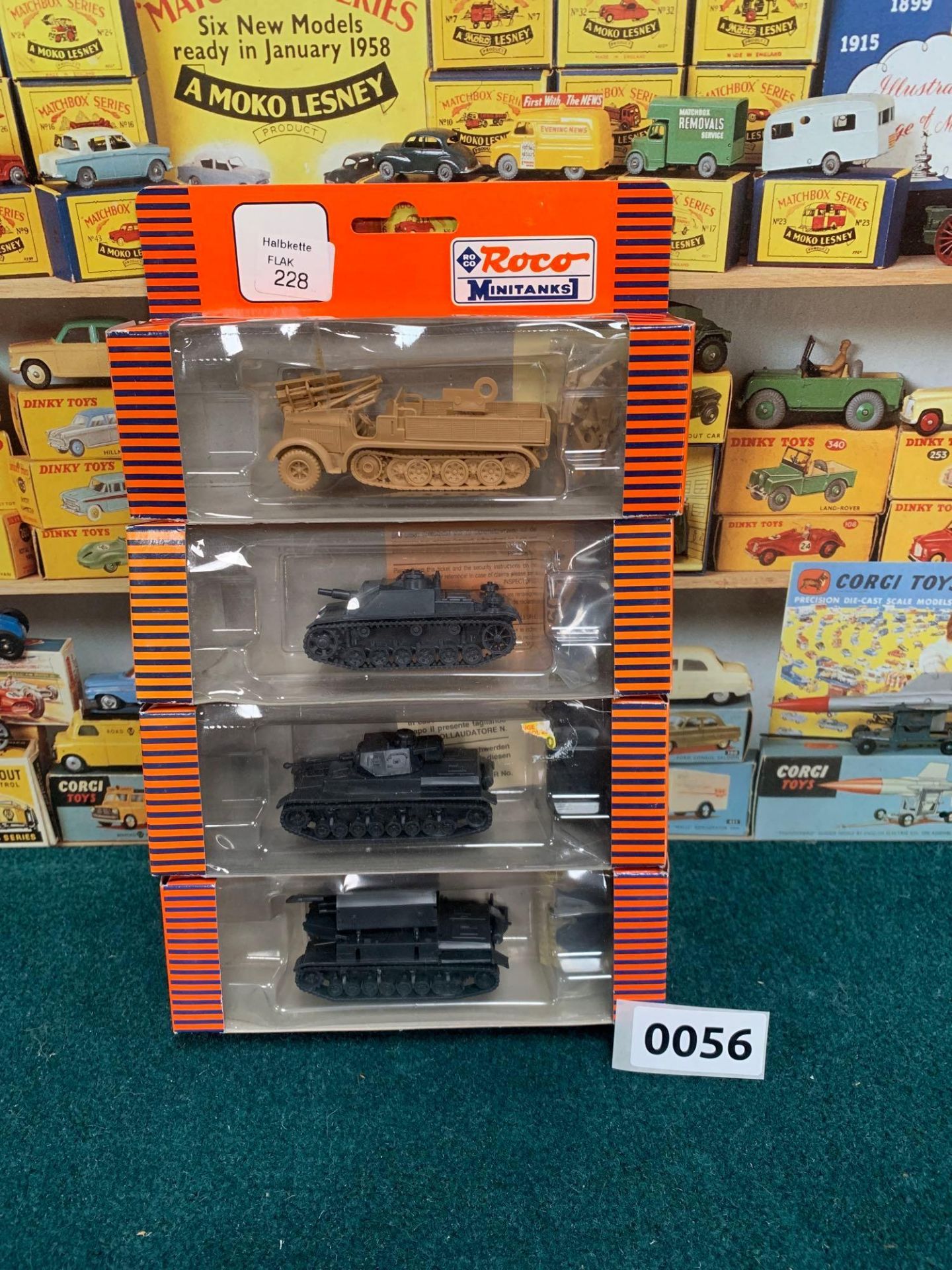 4 x Roco Miniatures boxed tanks