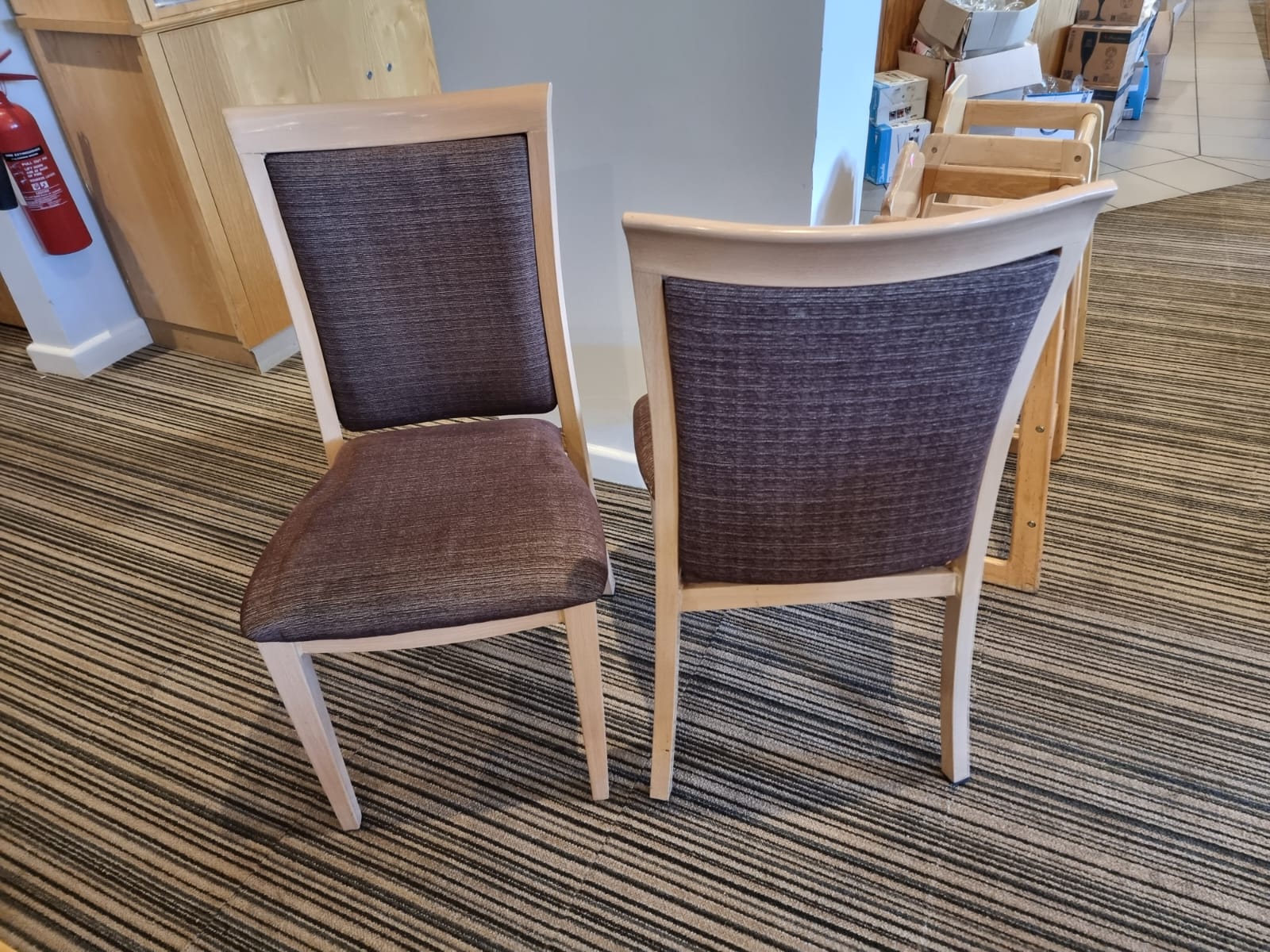 A set of 6 x stacking upholstered dining chairs 47cm seat pitch metal construction wood effect - Image 2 of 4